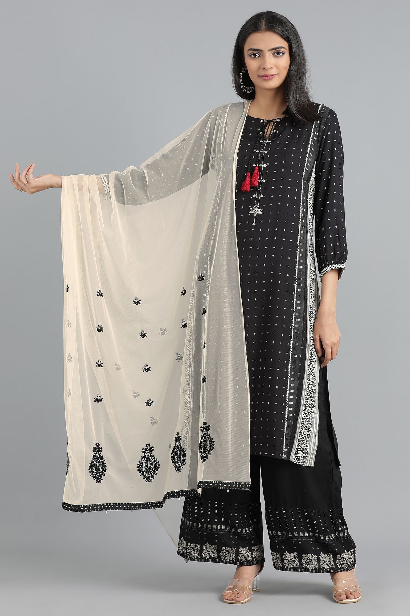 Ecru Embroidered Dupatta