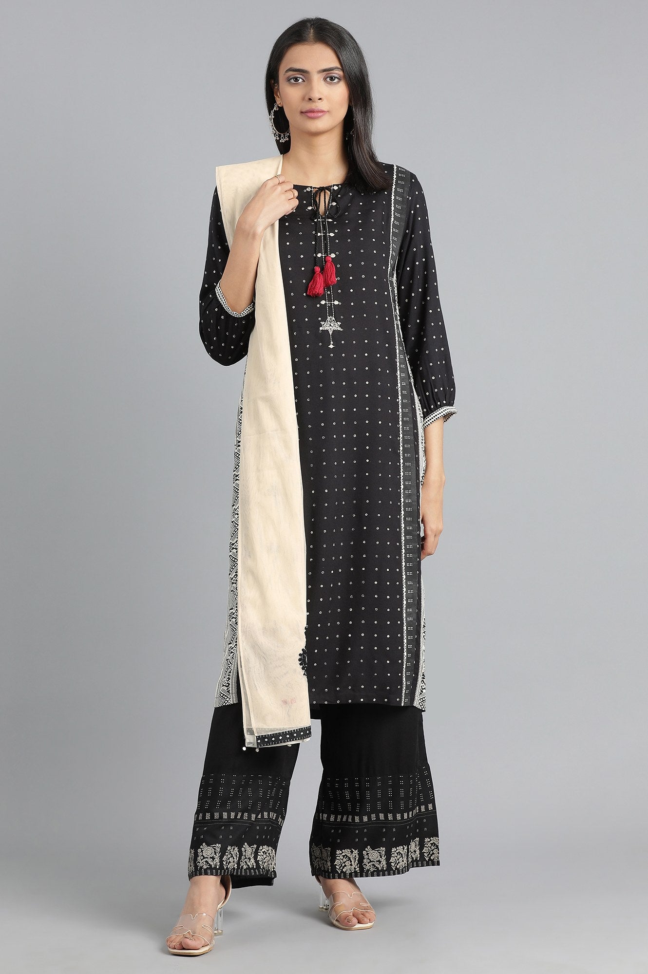 Ecru Embroidered Dupatta