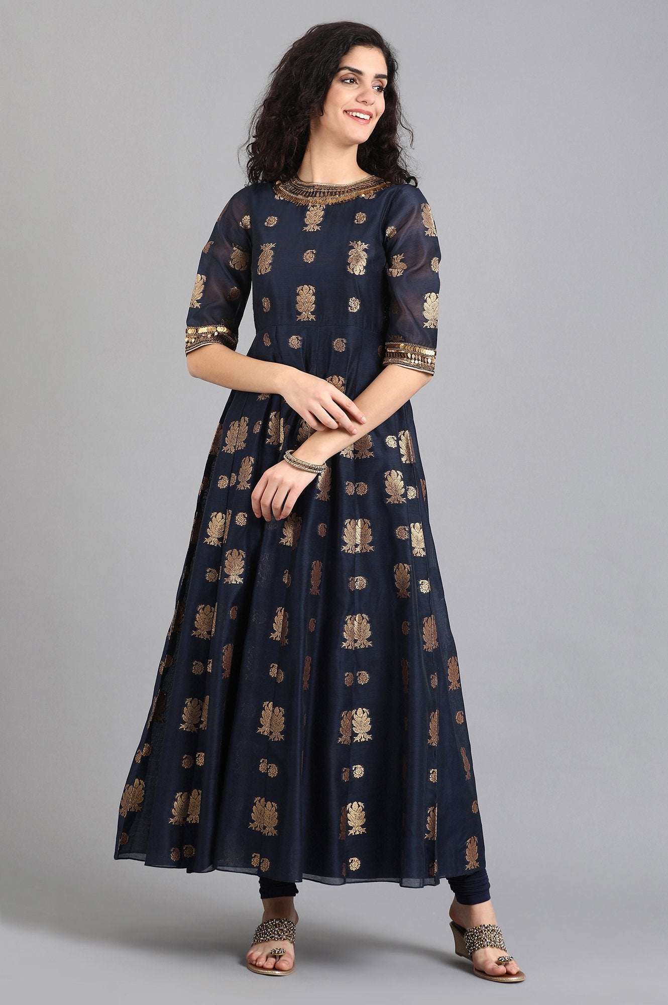 Navy Blue Round Neck Embellished kurta Set