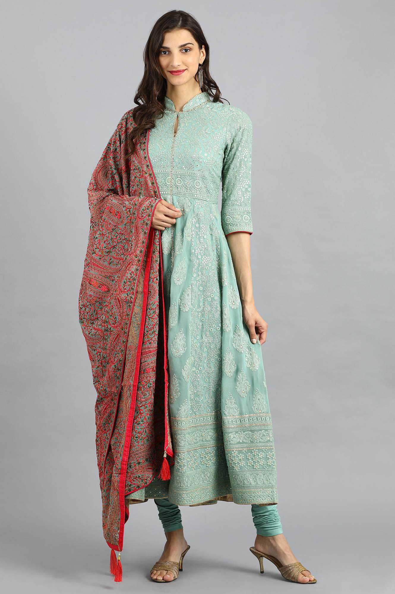 Blue Mandarin Neck Embellished kurta Set