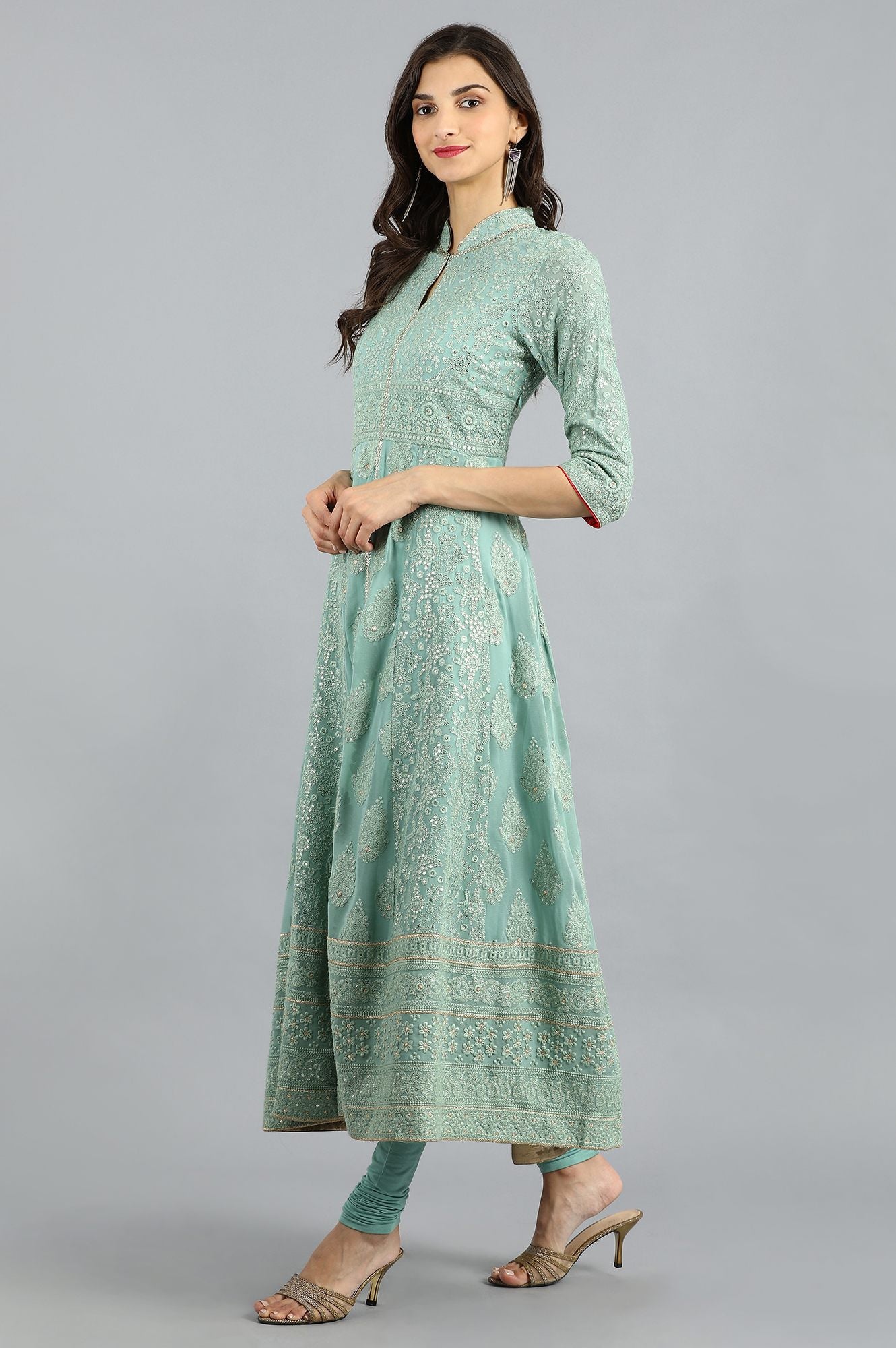 Blue Mandarin Neck Embellished kurta Set