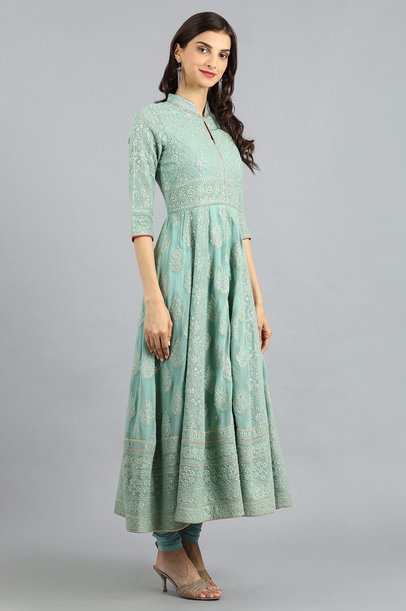 Blue Mandarin Neck Embellished kurta Set