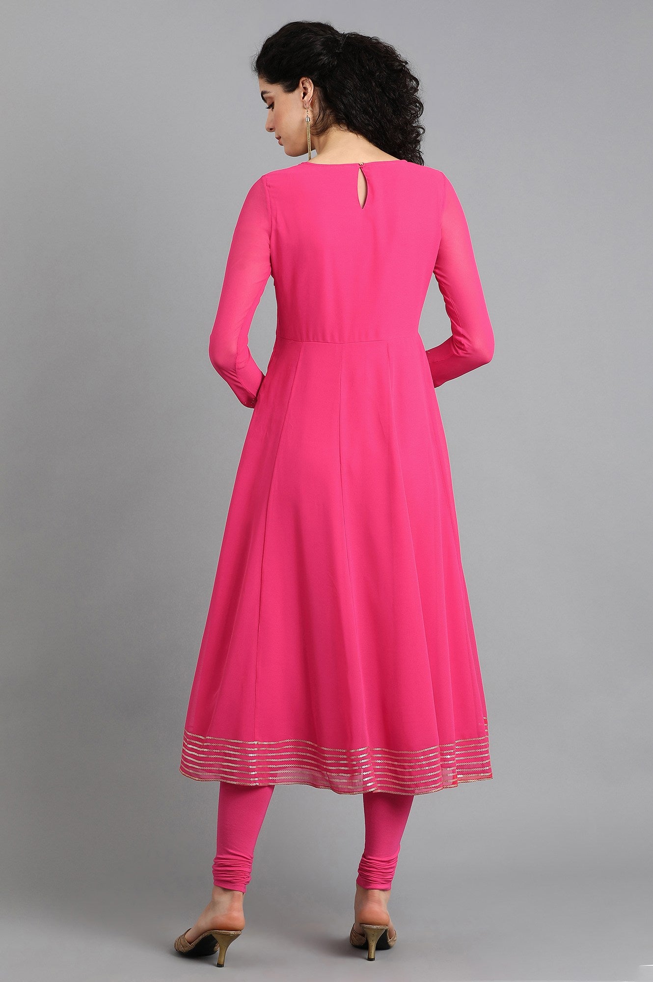 Pink Round Neck Embellished kurta Set