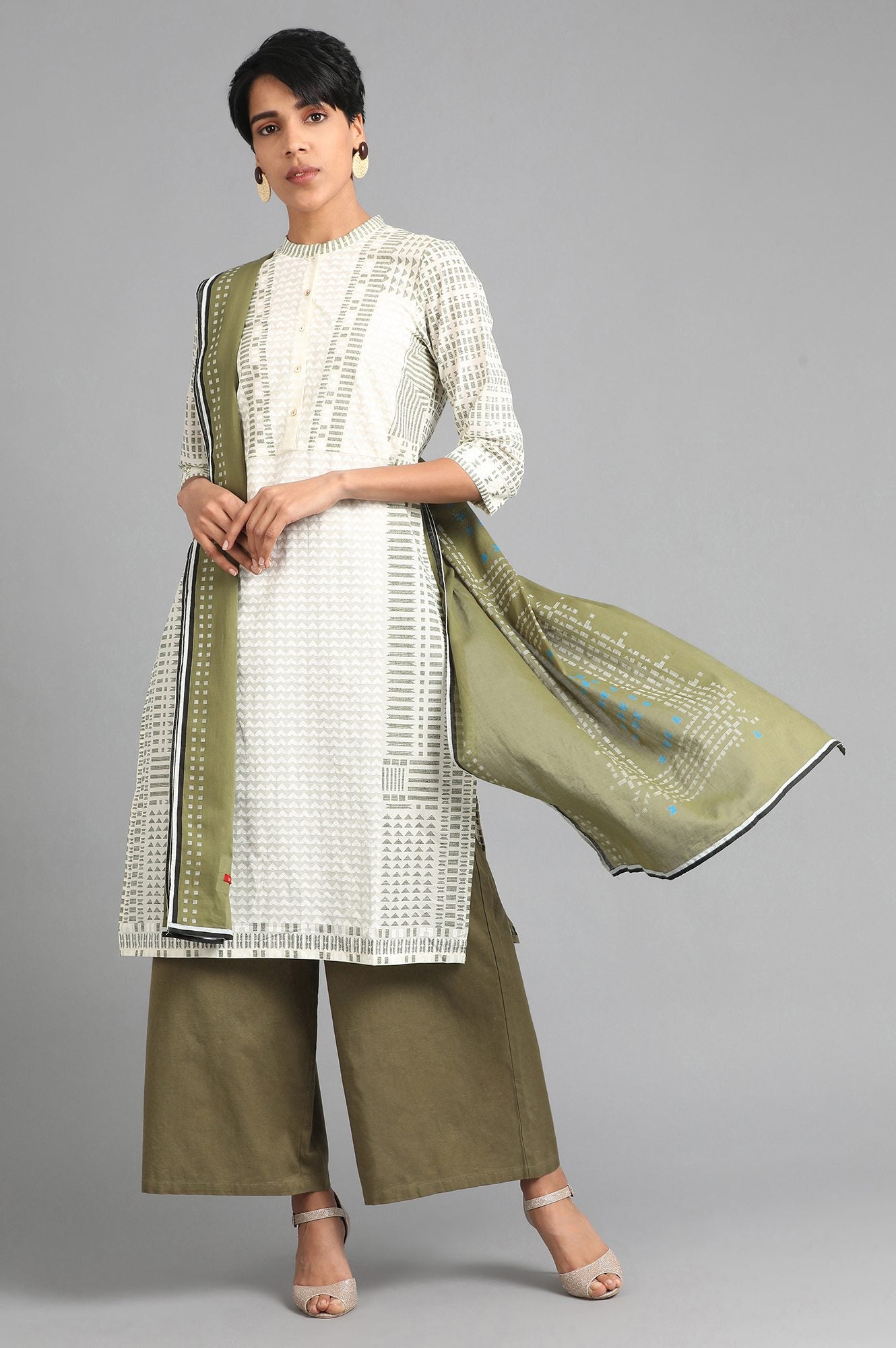 White Mandarin Neck Printed kurta