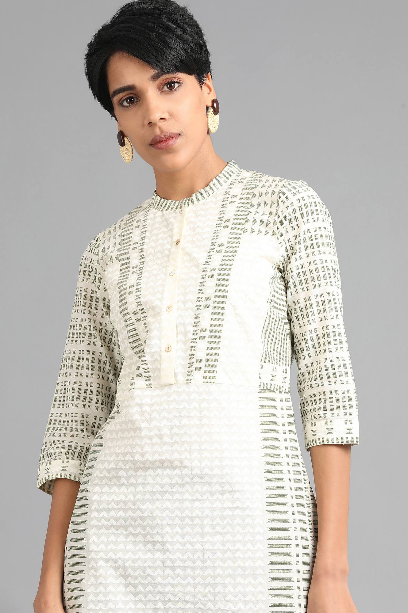 White Mandarin Neck Printed kurta