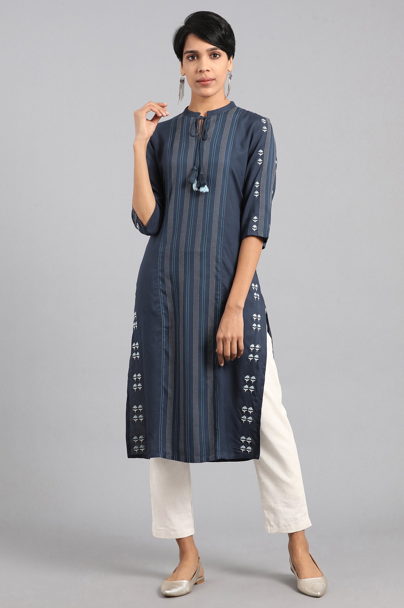 Blue Mandarin Neck Printed kurta