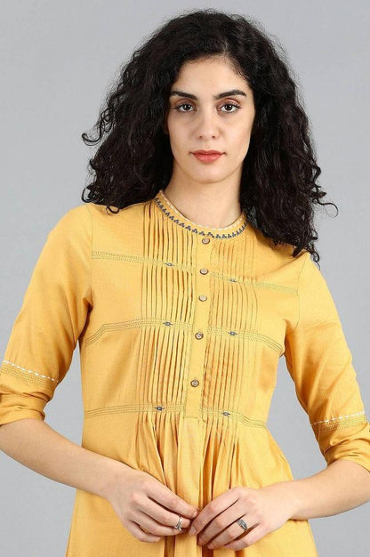 Yellow Mandarin Neck Solid kurta - wforwoman