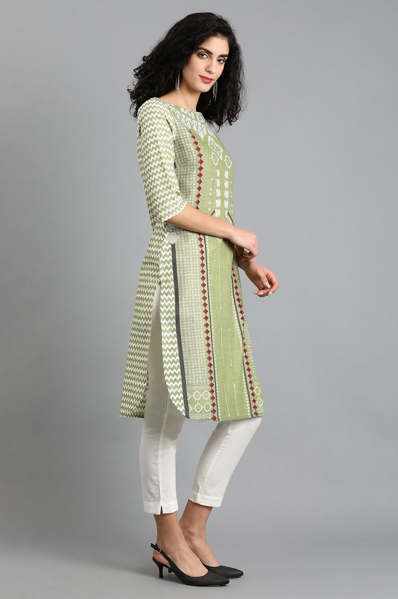 Green Boat Neck Printed kurta