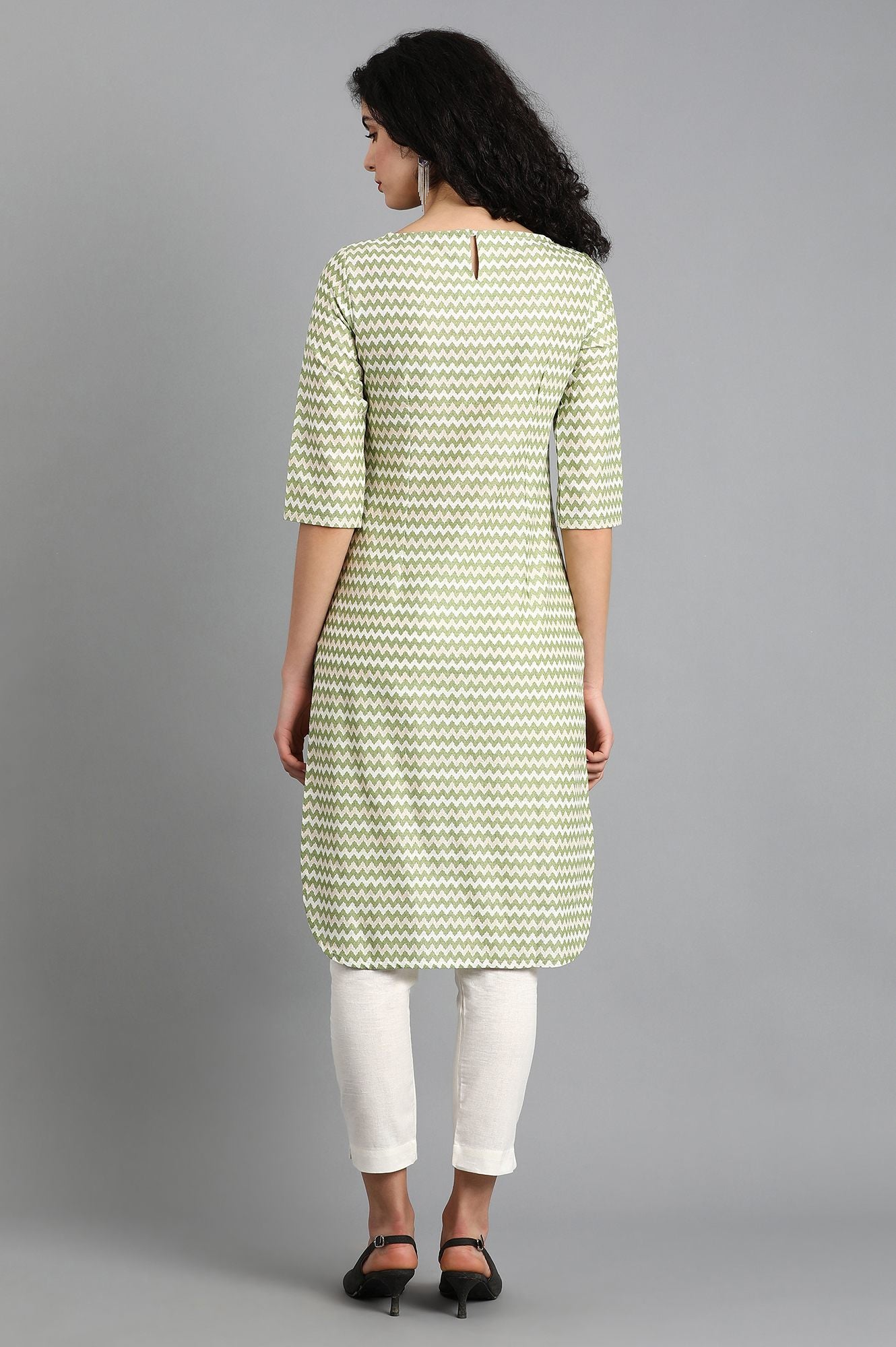 Green Boat Neck Printed kurta