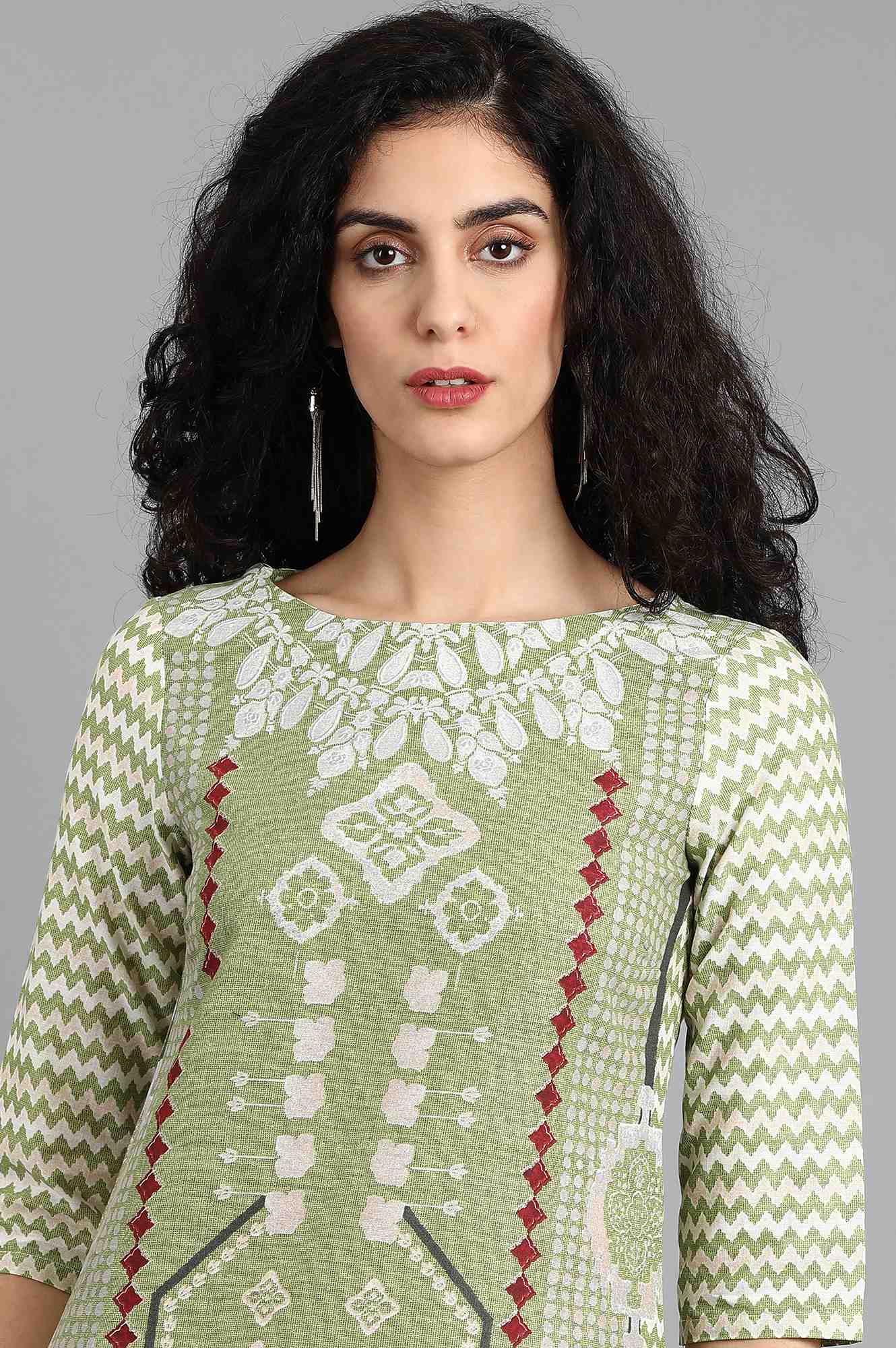 Green Boat Neck Printed kurta