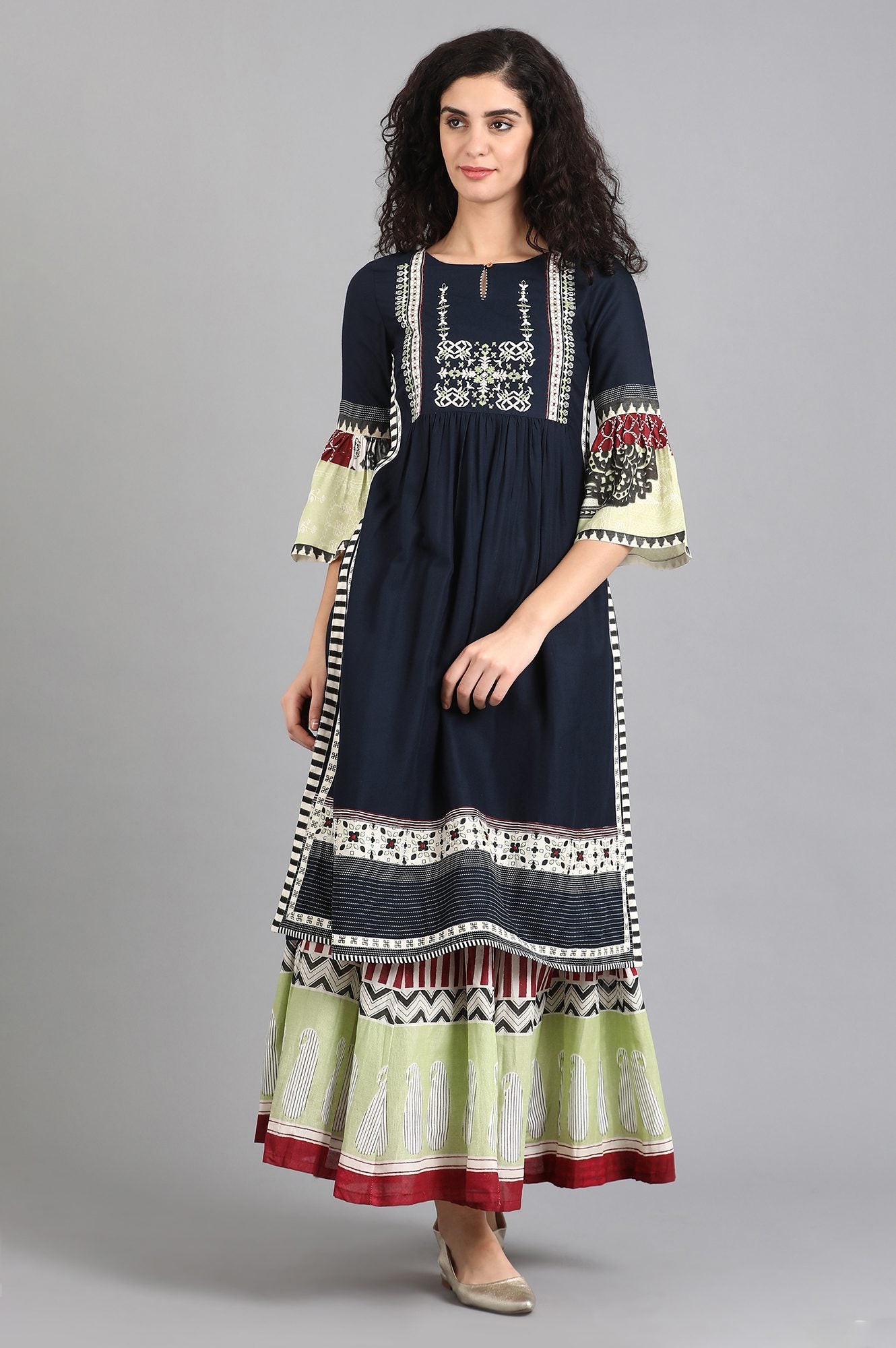 Blue Round Neck Fit &amp; Flare Sleeves kurta