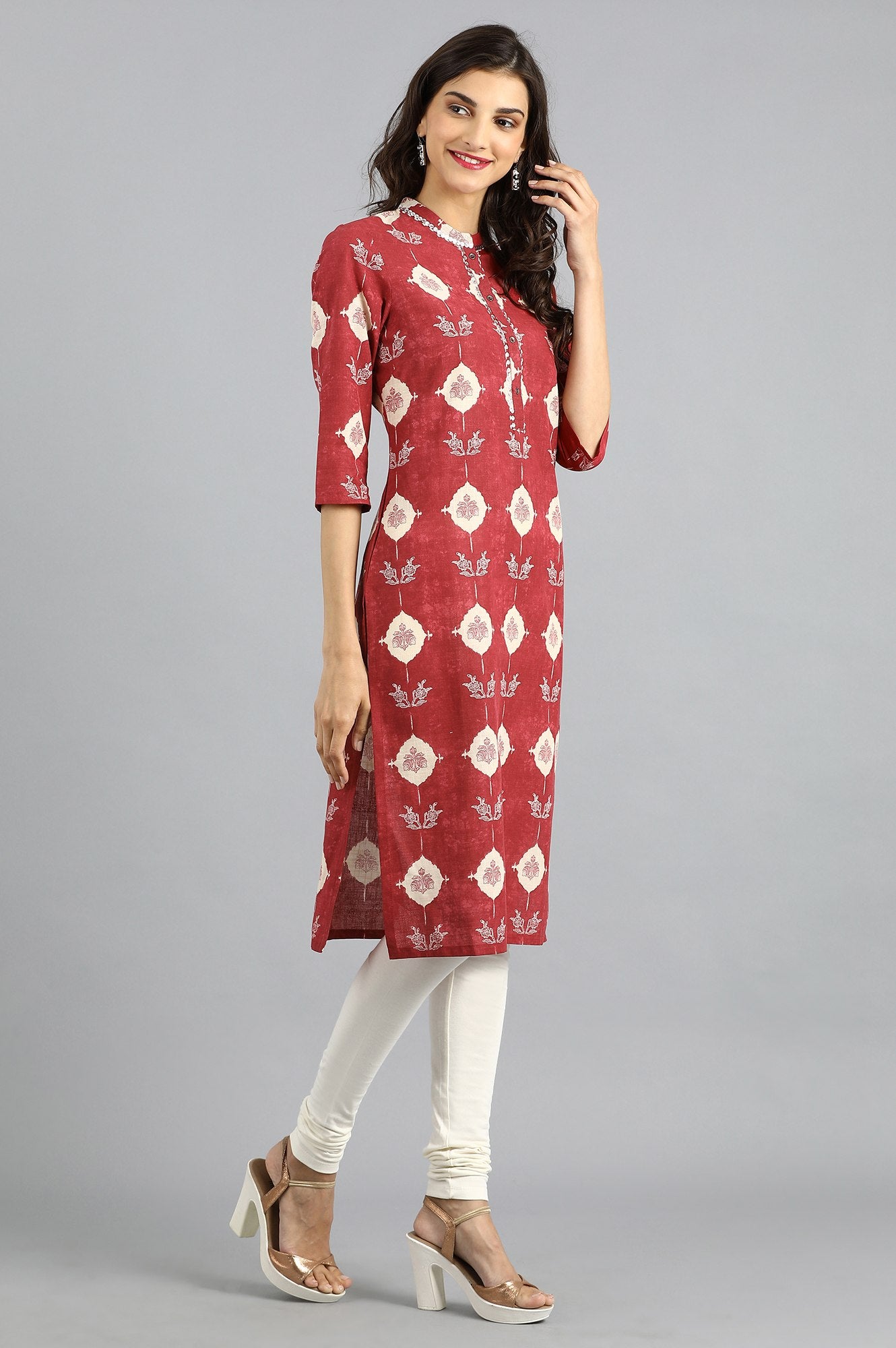 Red Mandarin Neck Printed kurta