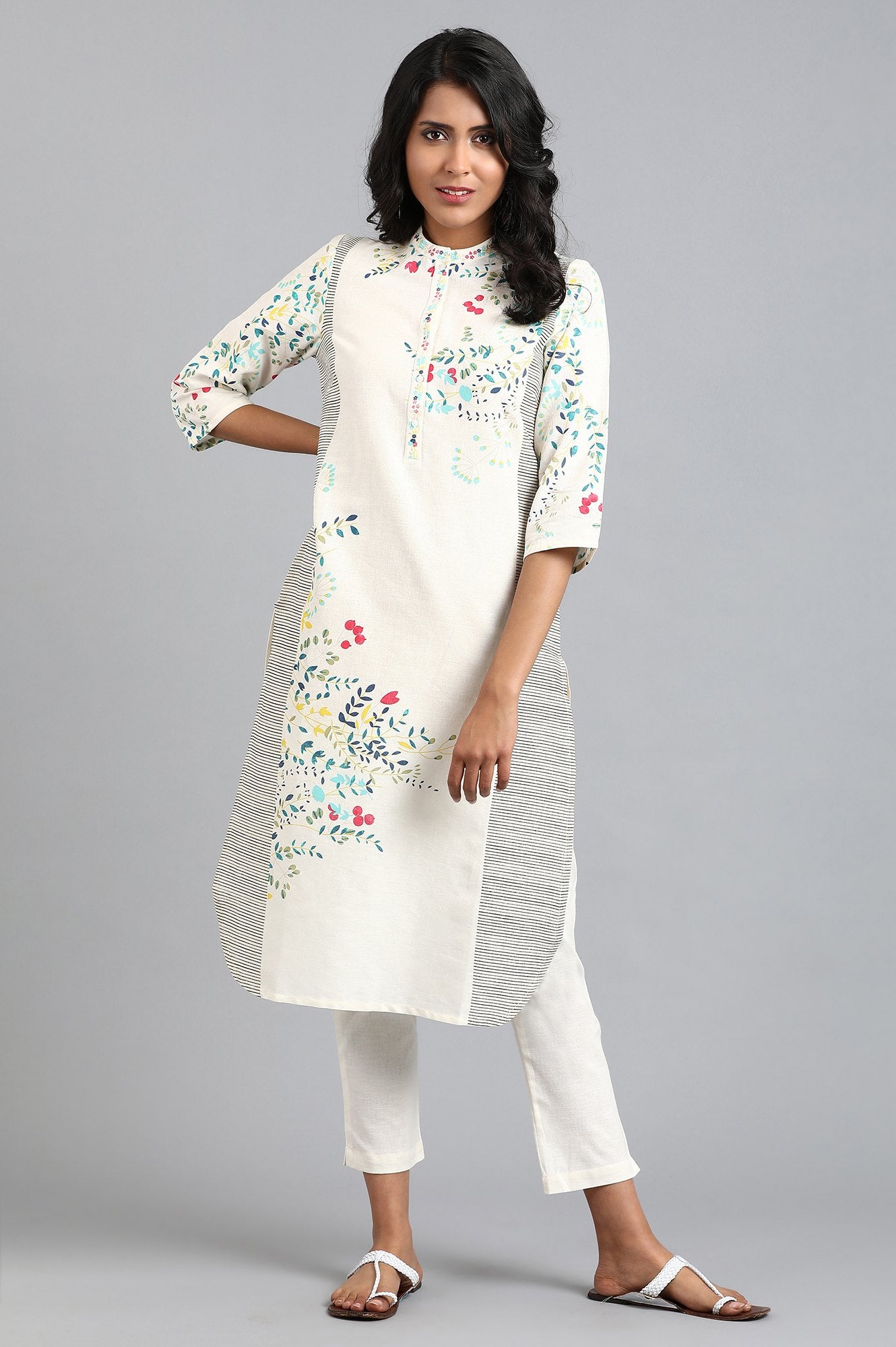 White Mandarin Neck Printed kurta