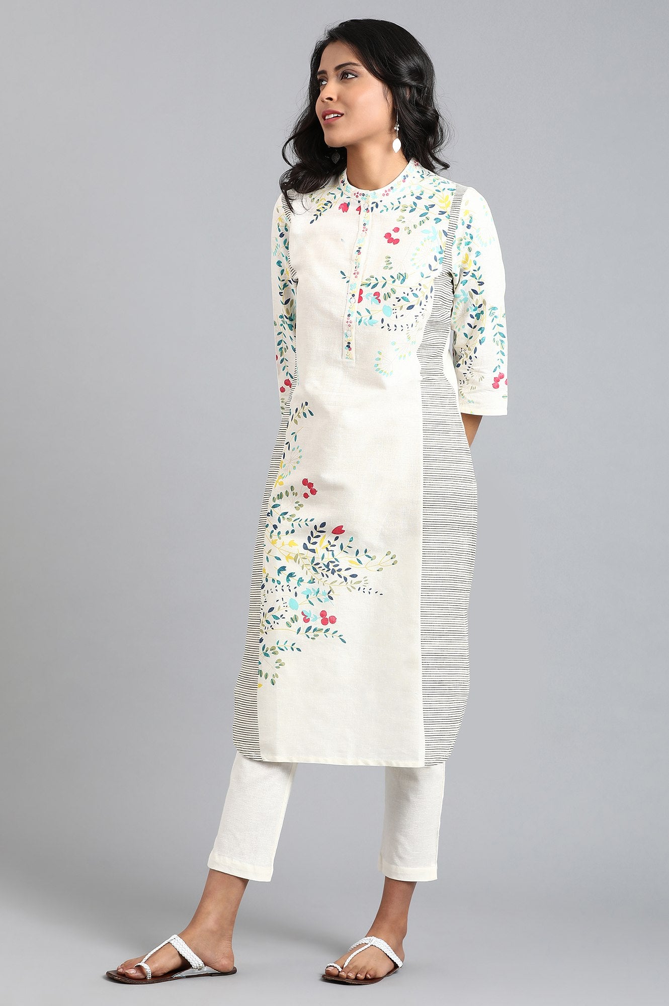 White Mandarin Neck Printed kurta