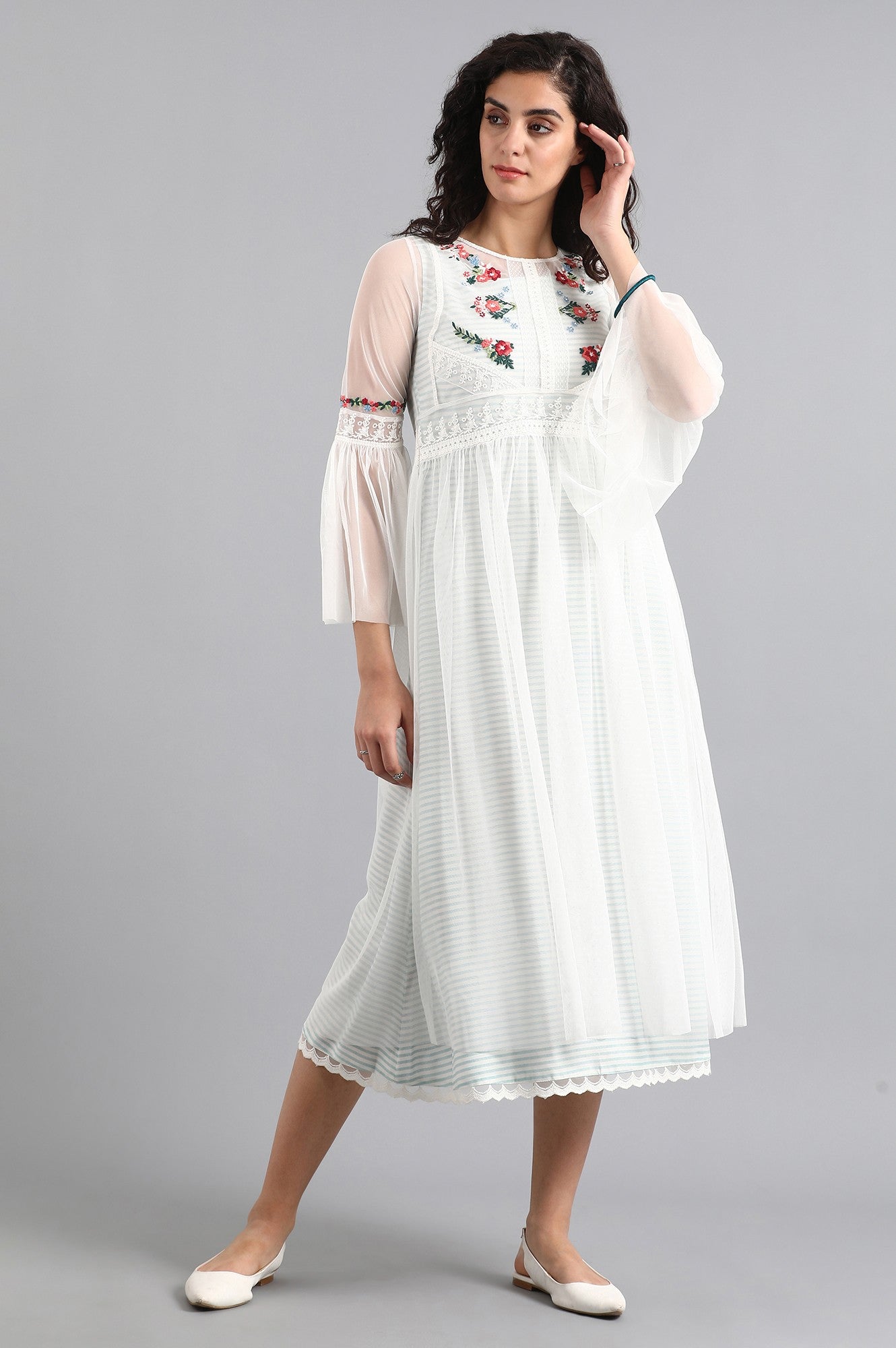 White Round Neck Floral Embroidered Dress