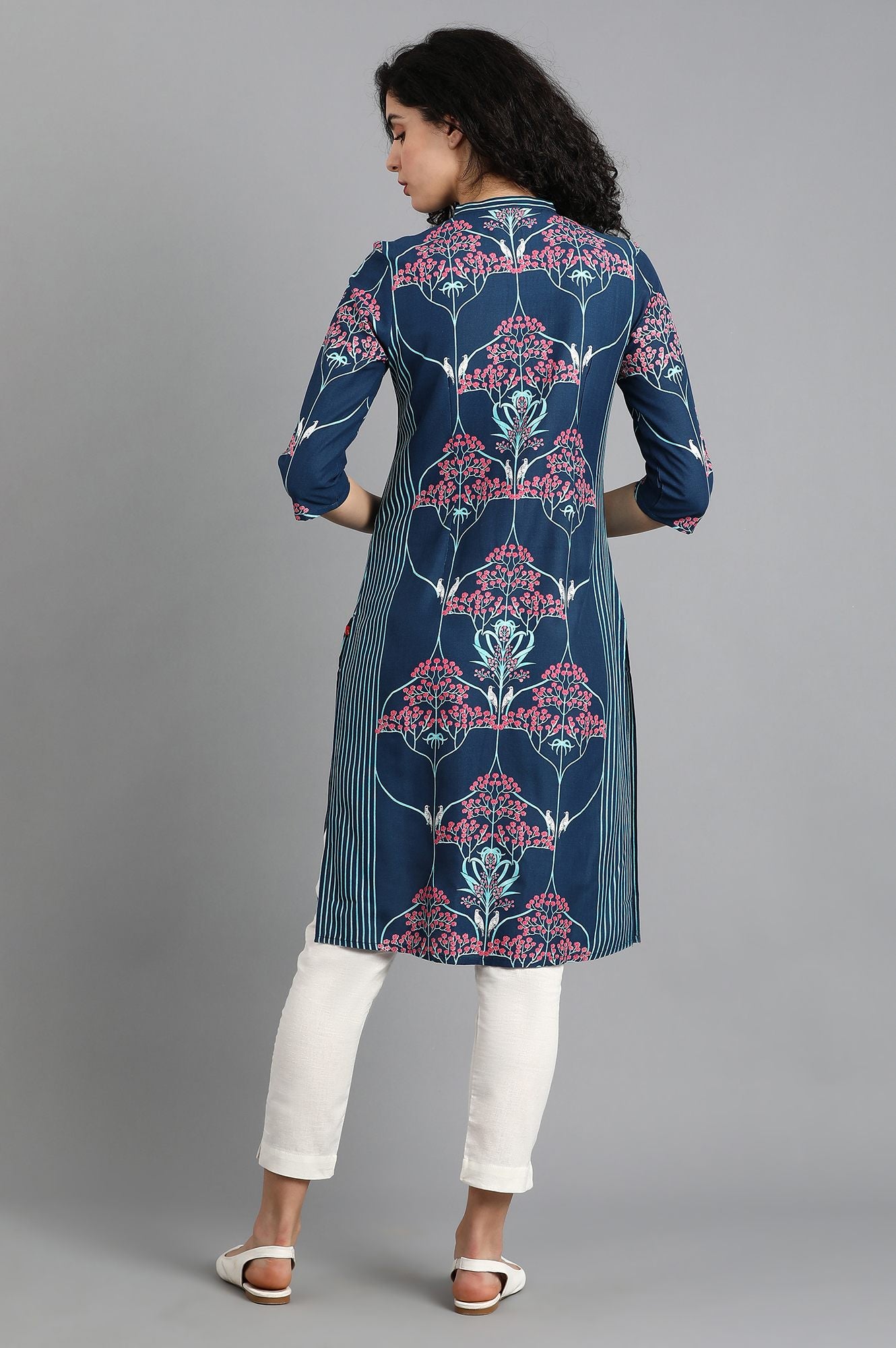 Blue Mandarin Neck Printed kurta