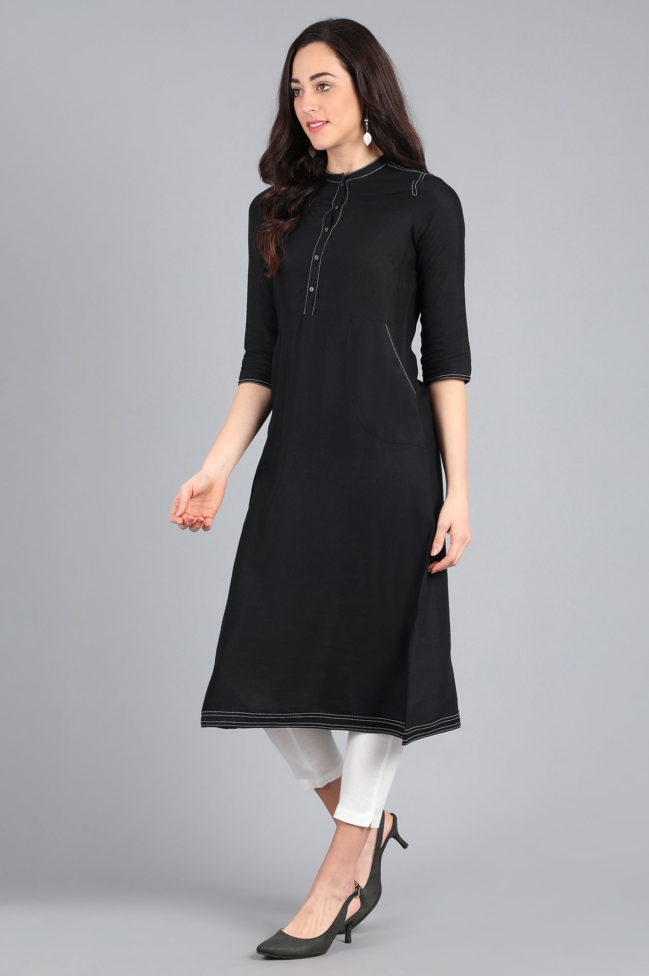 Black Mandarin Neck Solid kurta