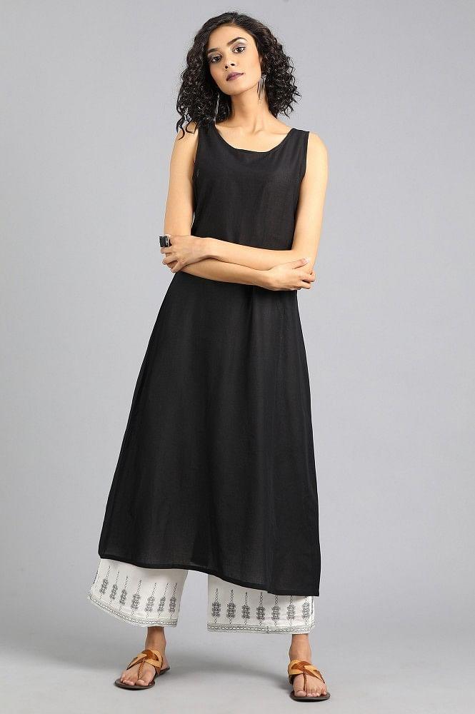 Black Round Neck Solid Slip - wforwoman