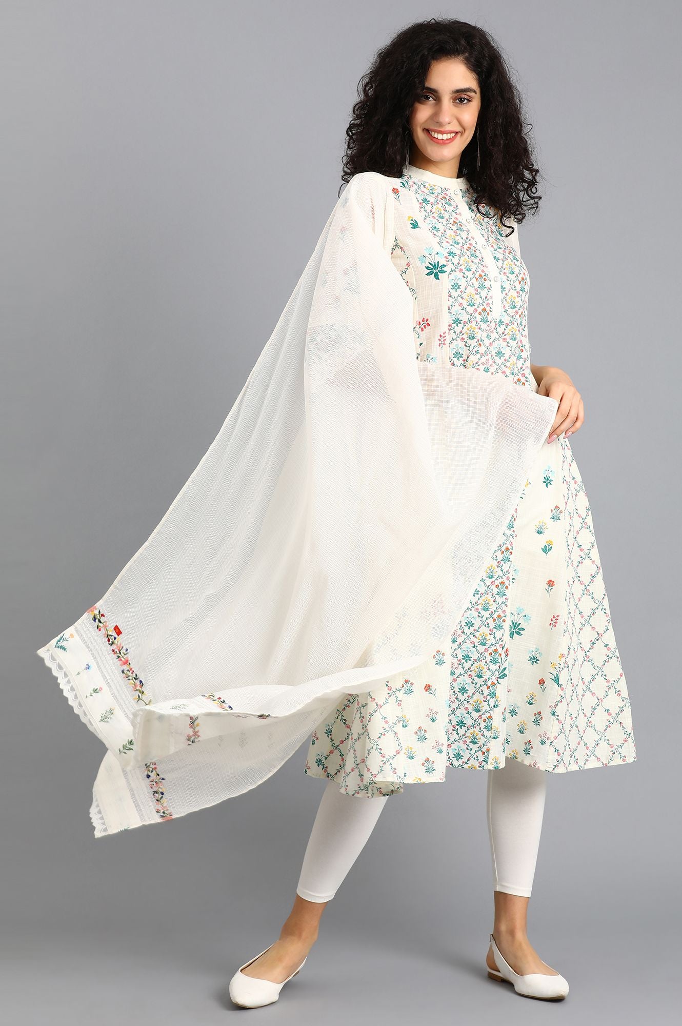 White Solid Dupatta