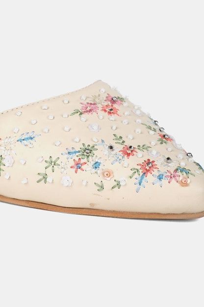 Off-white Pointed Toe Embroidered Flat - wforwoman