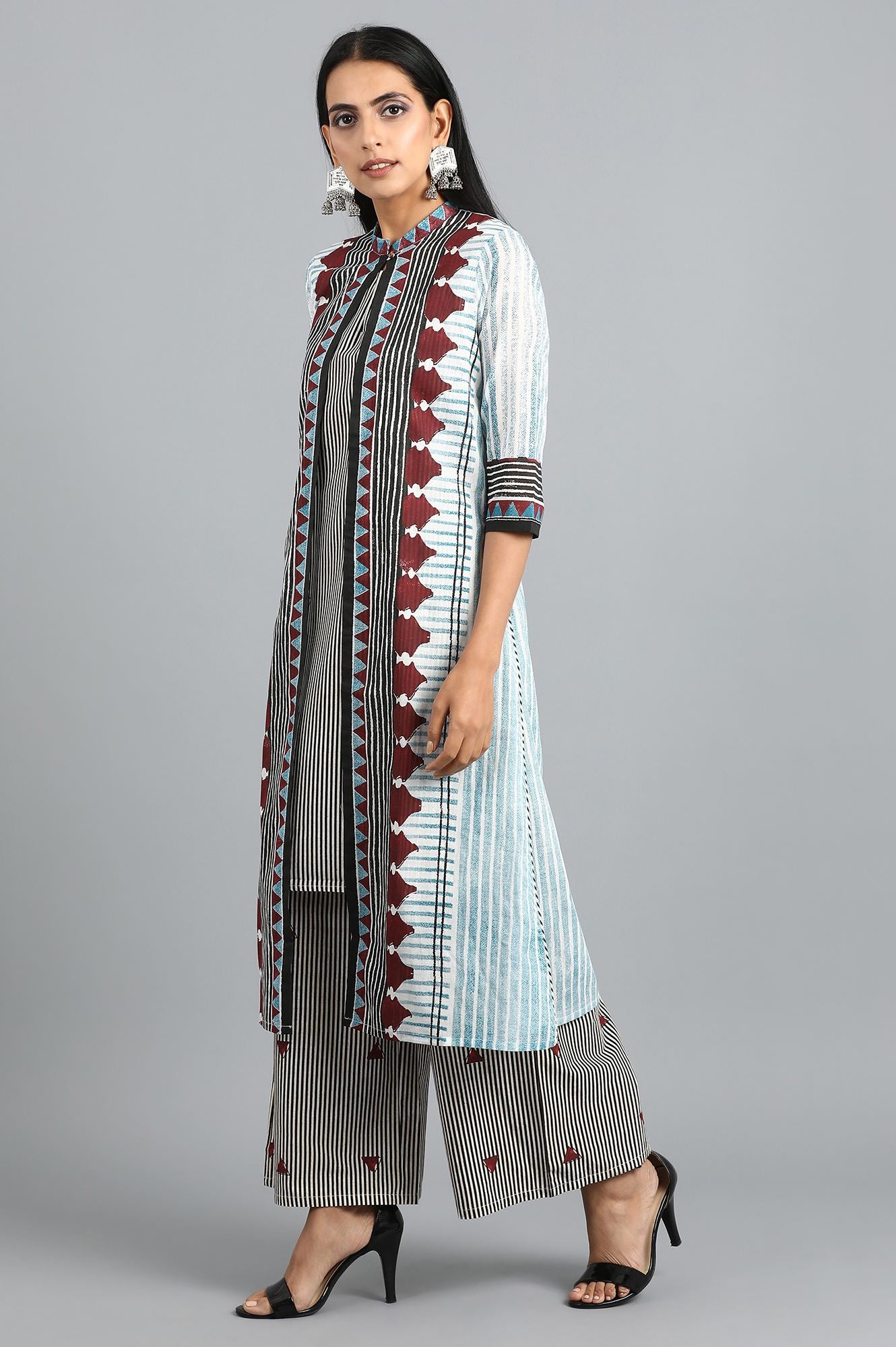 Blue Mandarin Neck Printed kurta Set