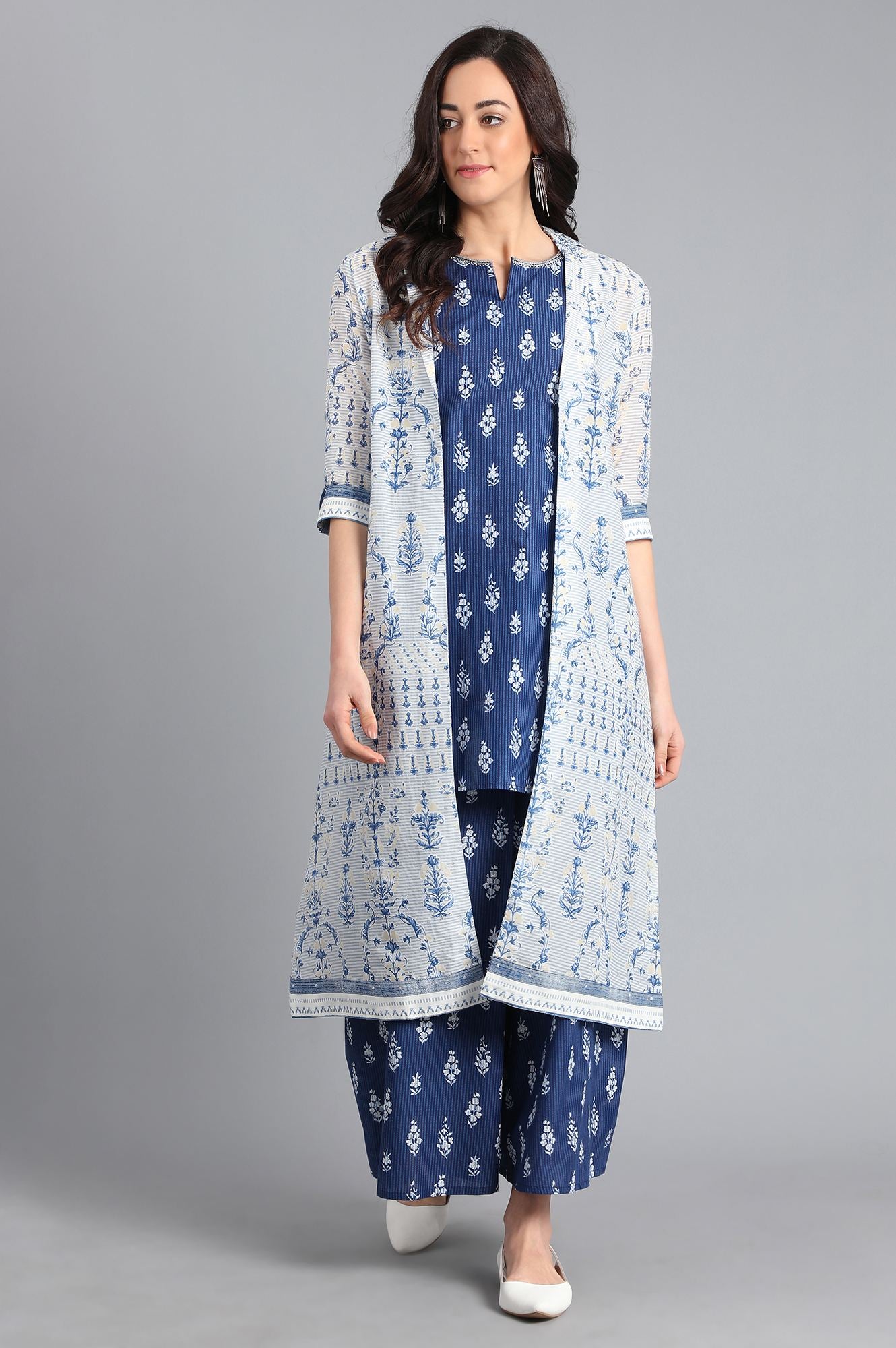 Blue &amp; White Printed Summer Suit