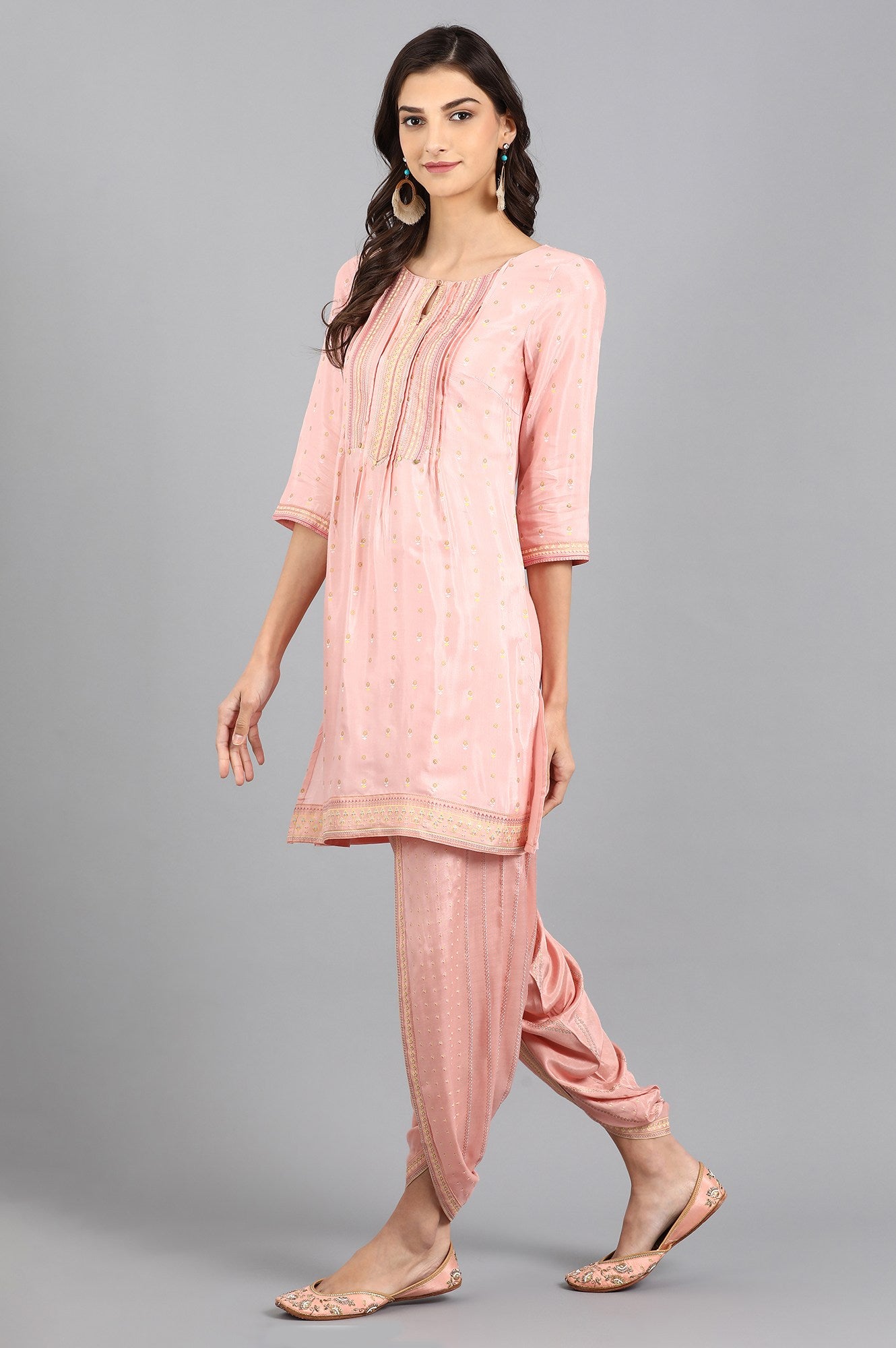 Pink Round Neck kurta Set