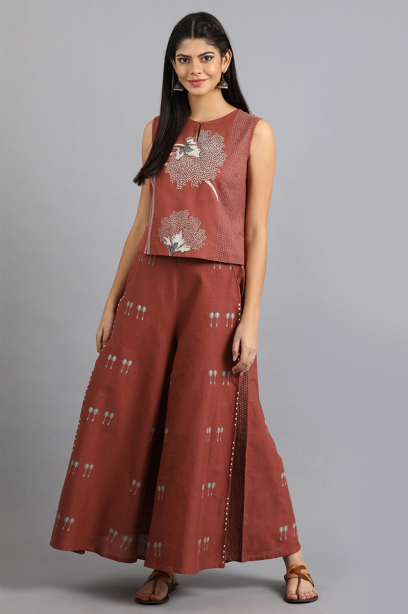 Maroon Round Neck Printed Set