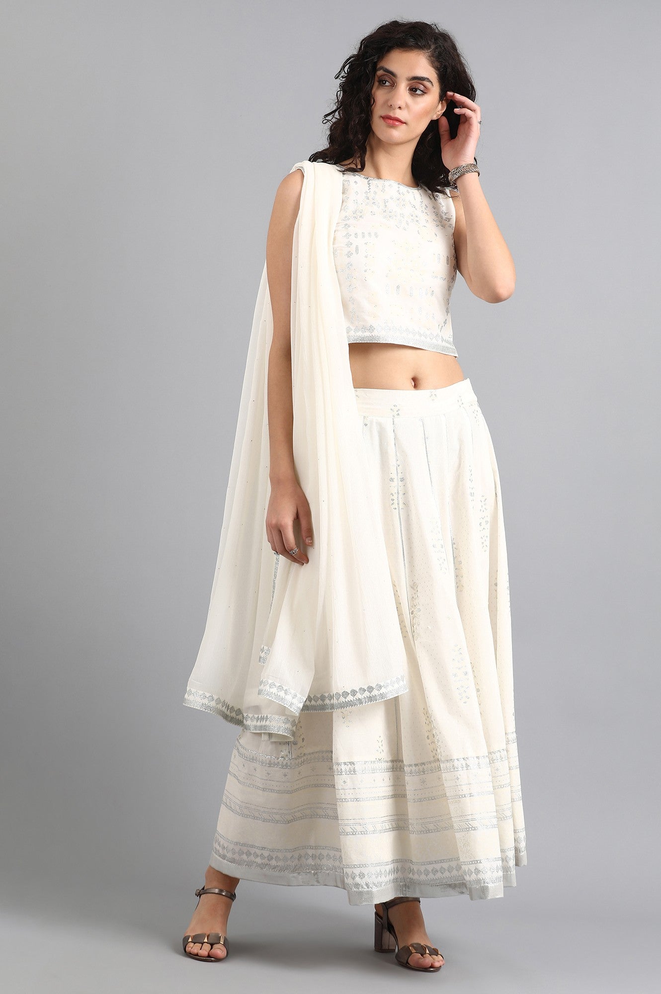 White Round Neck Ethnic Set