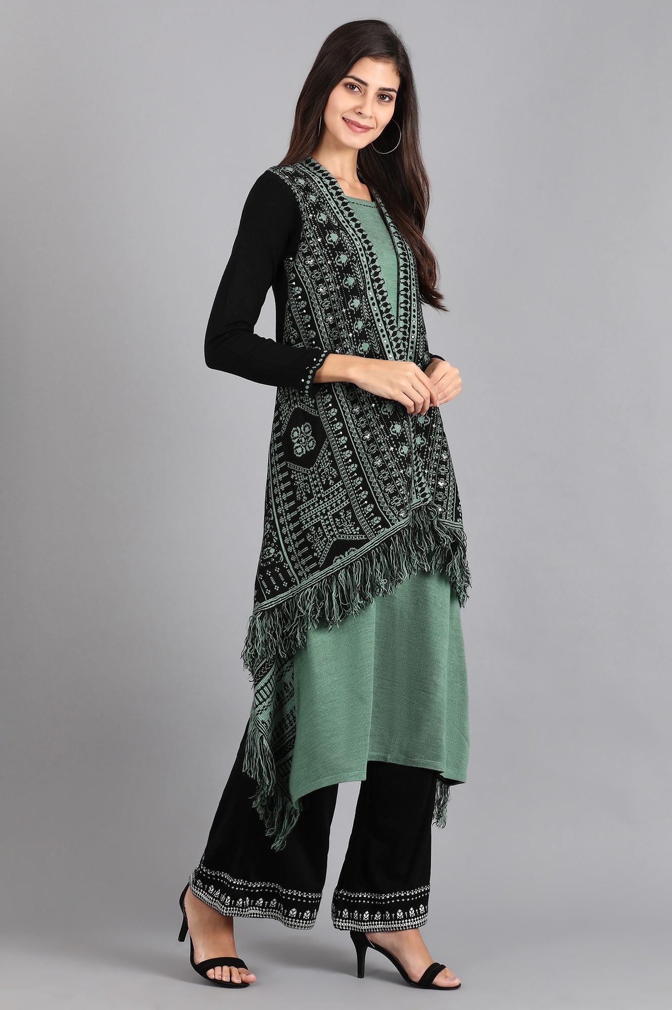 Green Round Neck Winter kurta