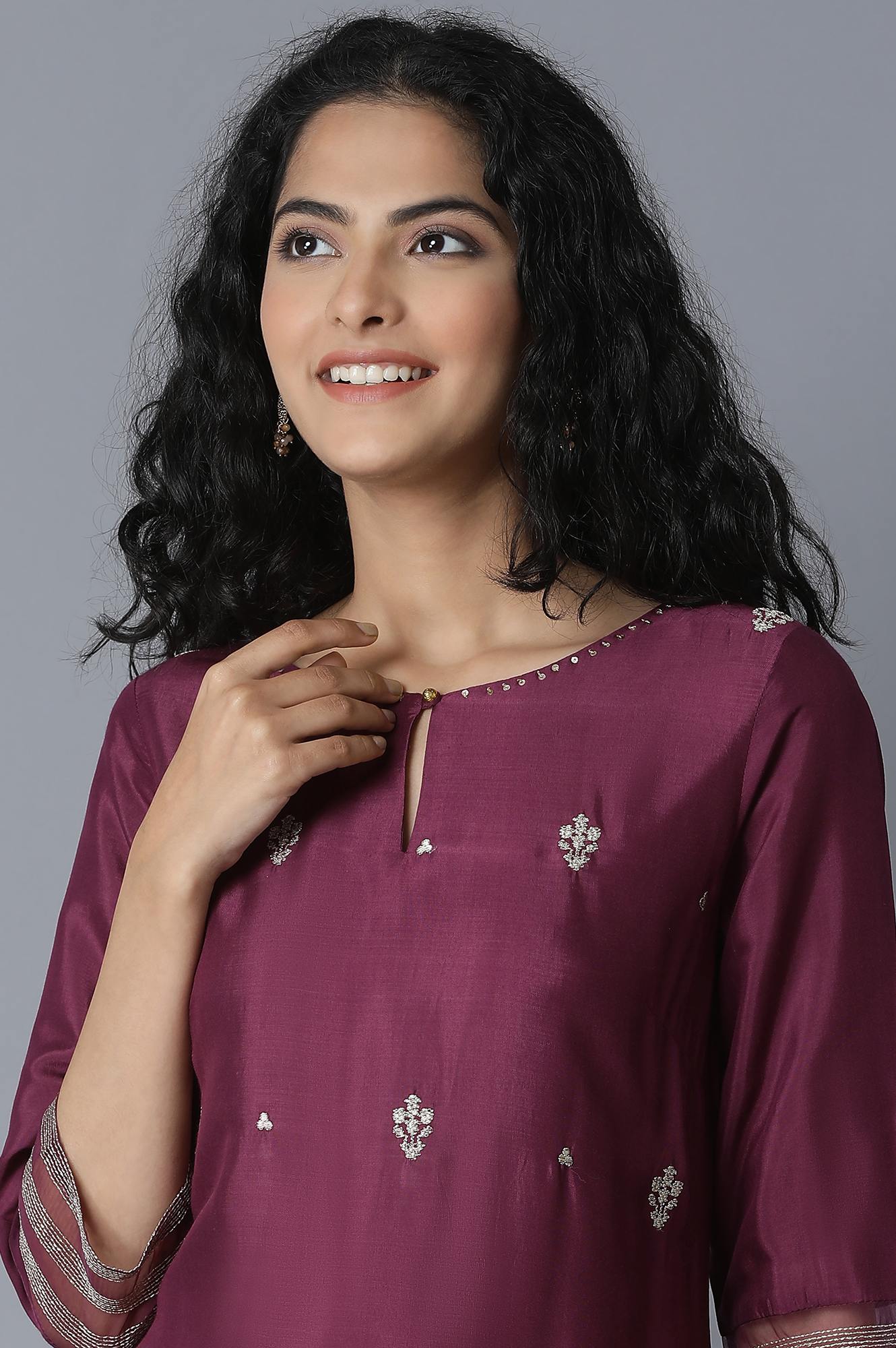 Purple Embroidered kurta