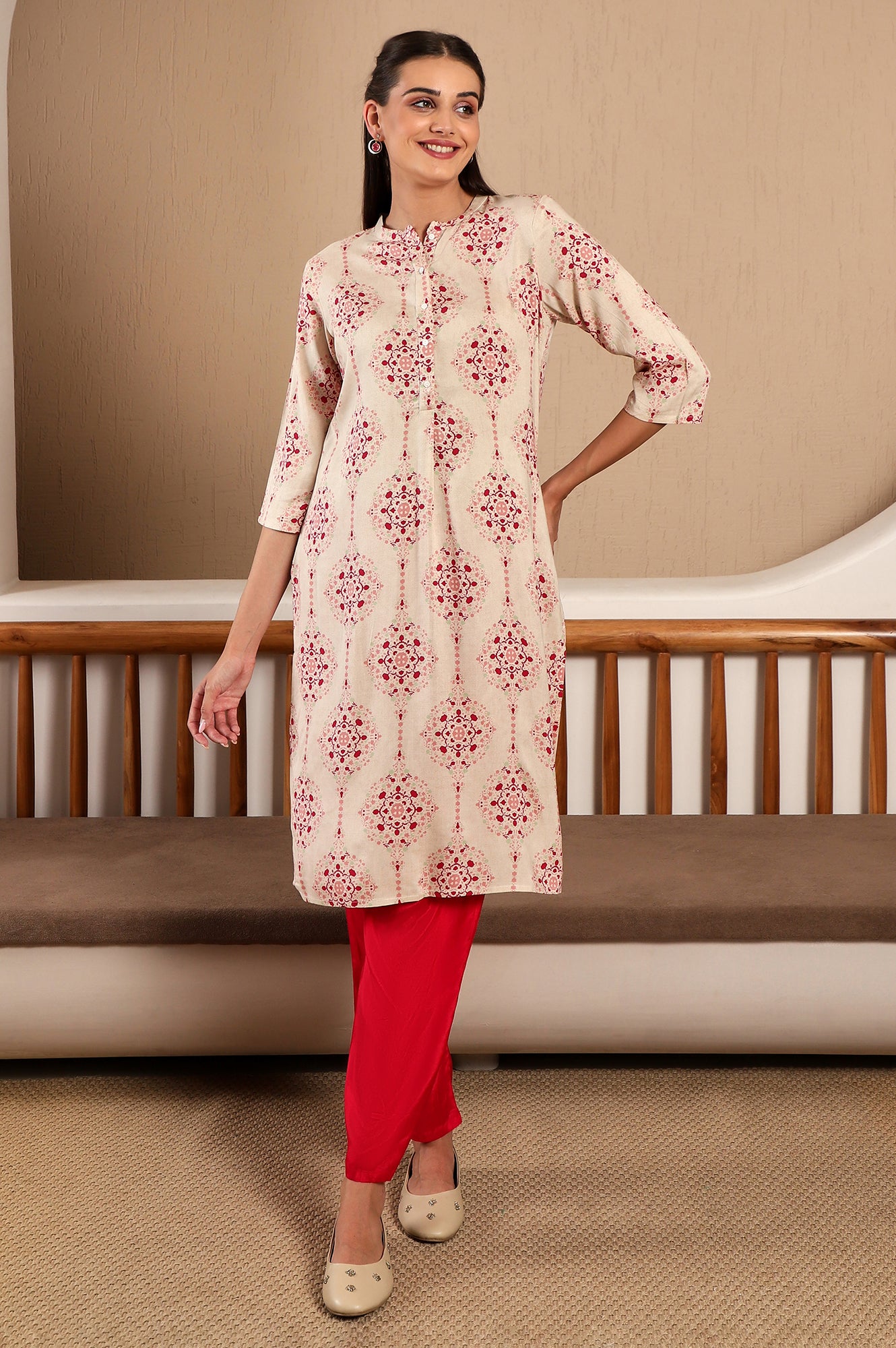 Beige Floral Printed Mandarin Collar Classy Straight Kurta