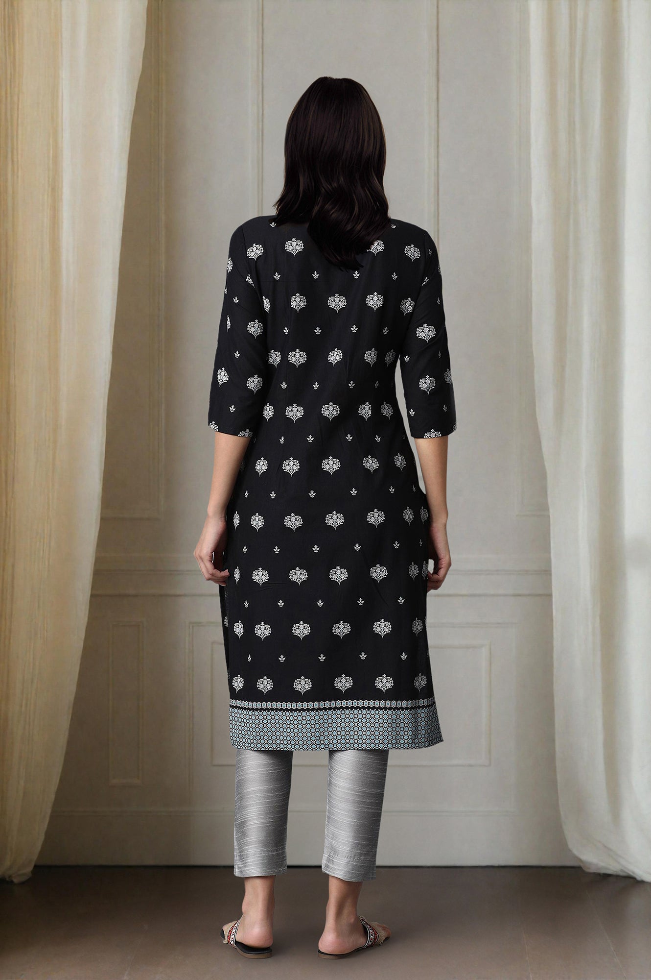 Black Geometric Printed Pure Cotton Straight Kurta