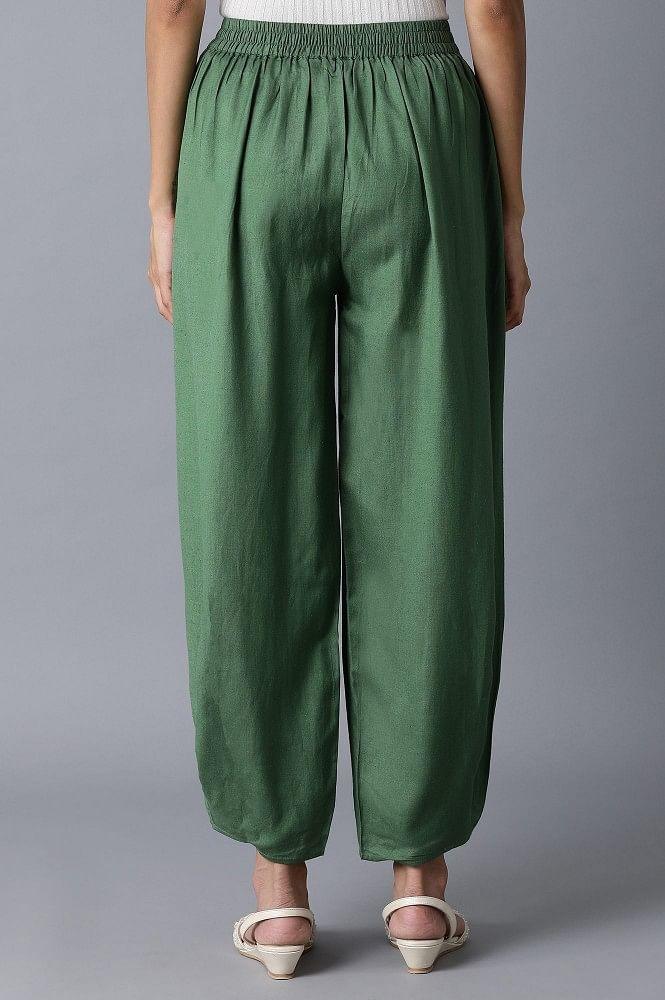 ELM Green Solid Pleated Carrot Pants - wforwoman