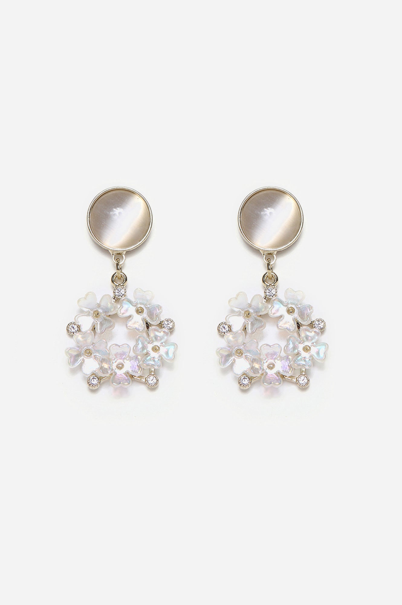 White Ethnic Artificial Stone Detailed Drop Earrings