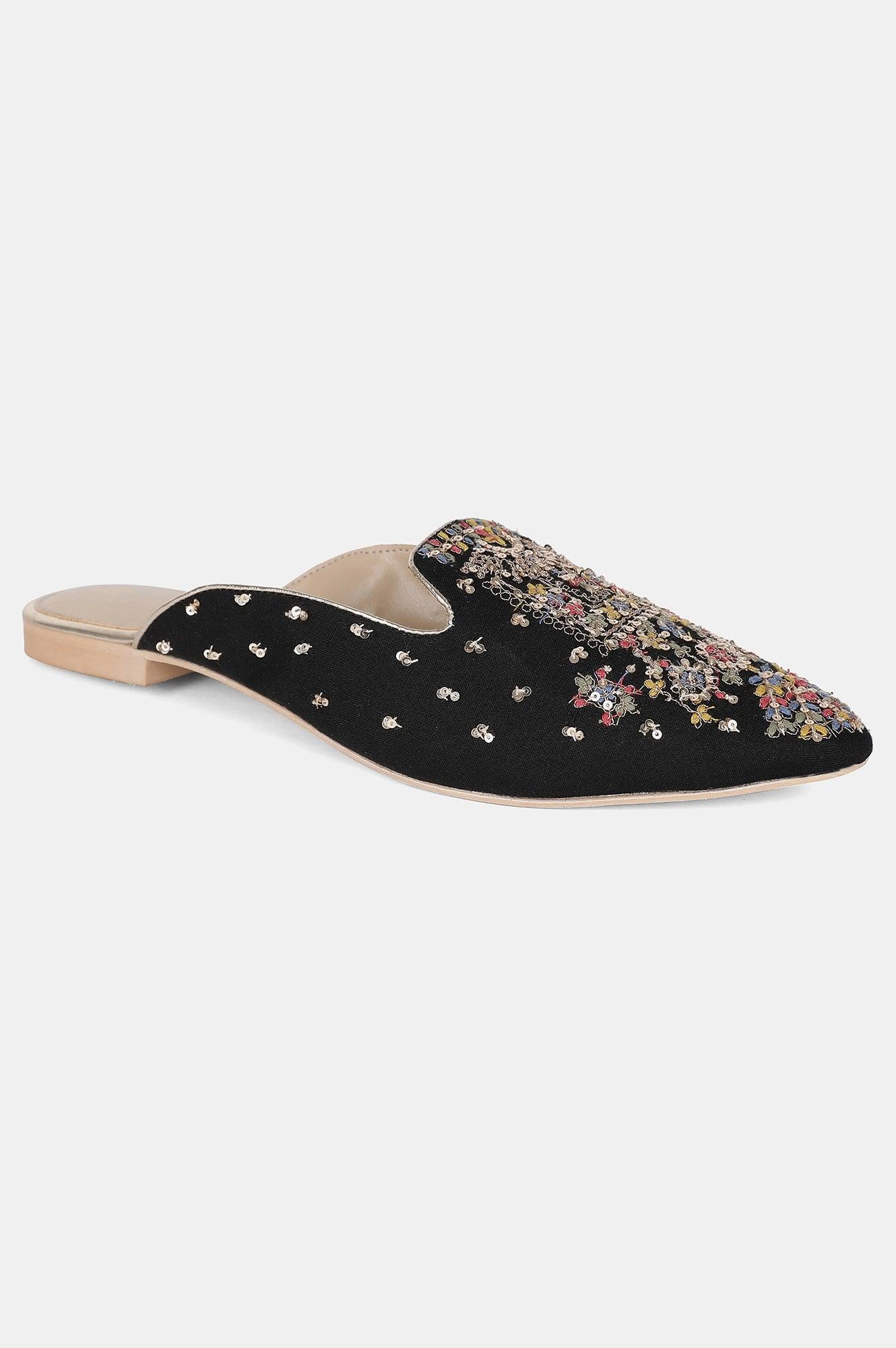 Black Pointed Toe Embroidered Flat - Wgrace - wforwoman