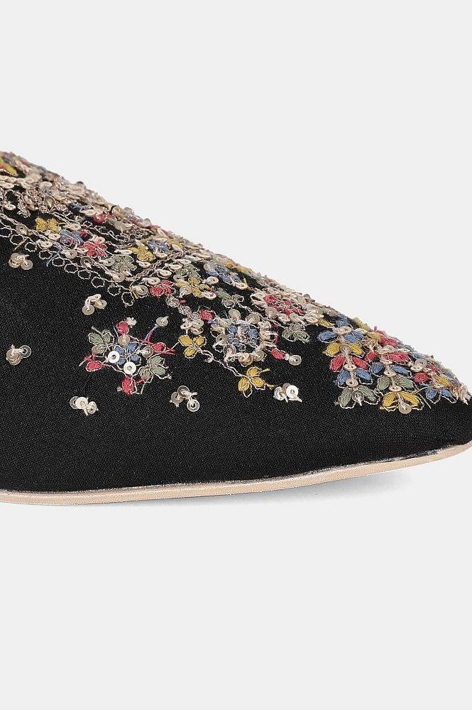 Black Pointed Toe Embroidered Flat - Wgrace - wforwoman