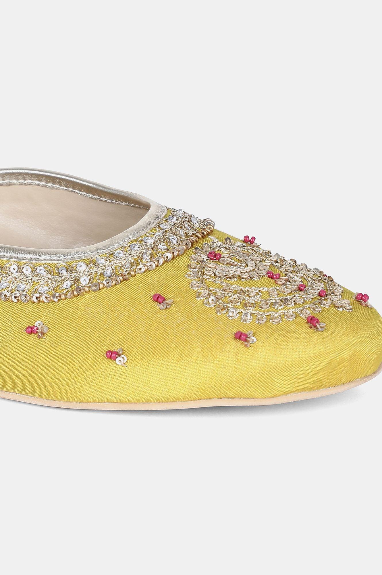 Mustard Round Toe Embroidered Flat - WSUSAN - wforwoman