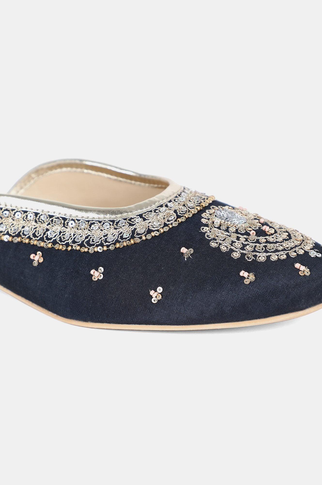 Navy Round Toe Embroidered Flat - Wsusan - wforwoman