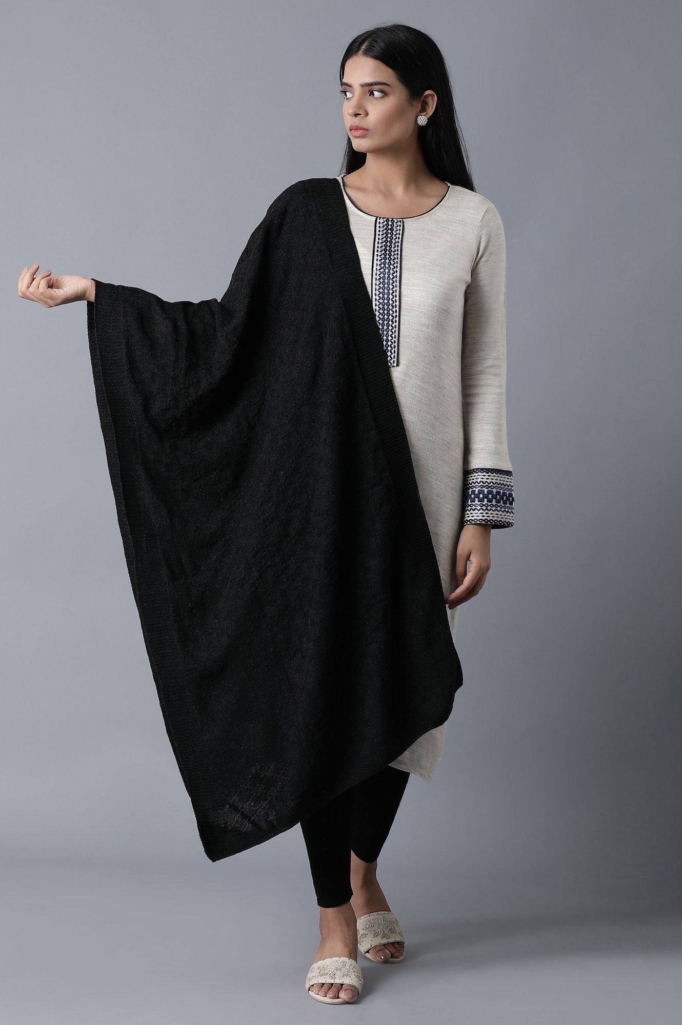 Black Winter Stole