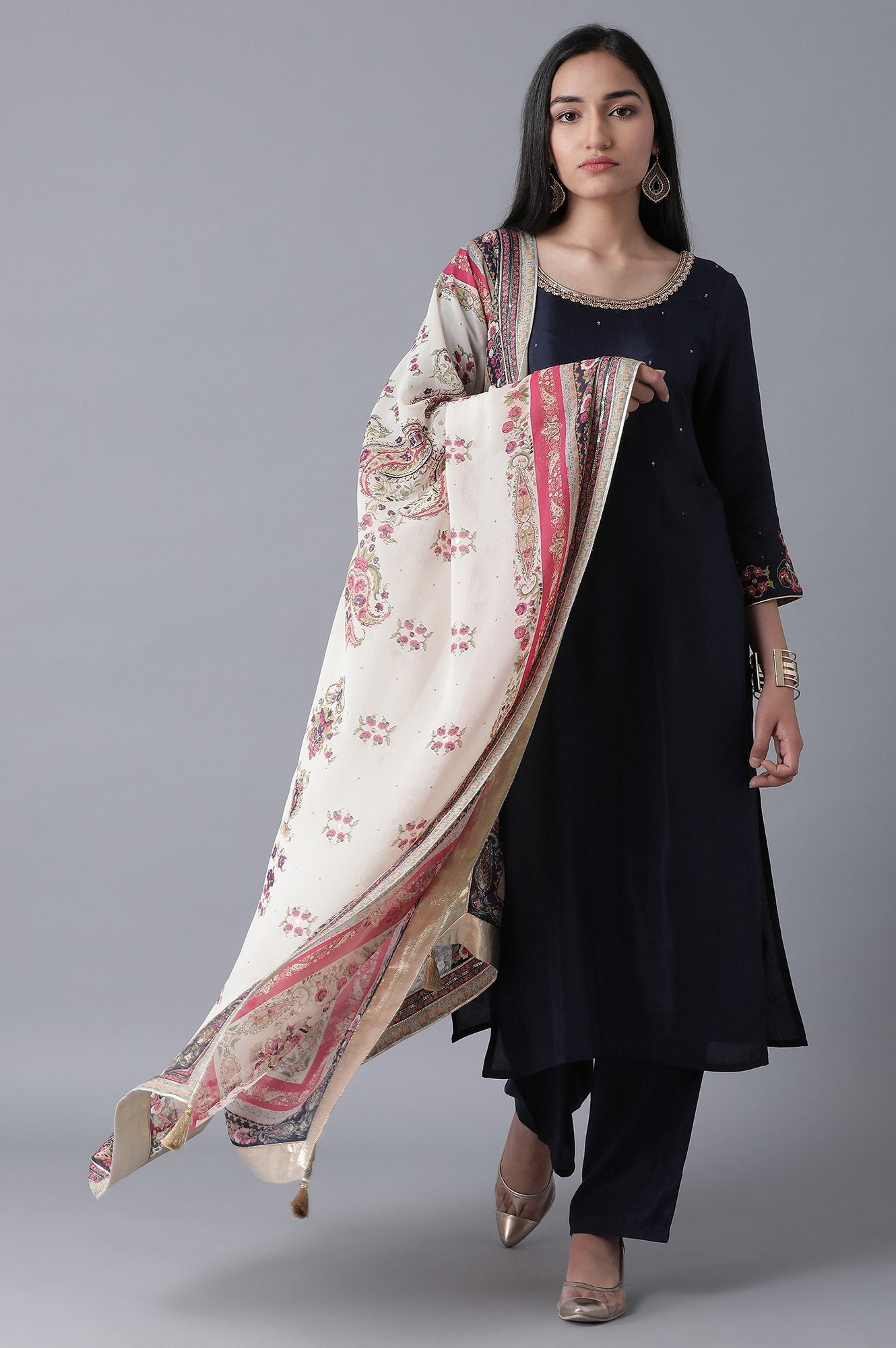 Ecru Floral Foil Print Dupatta