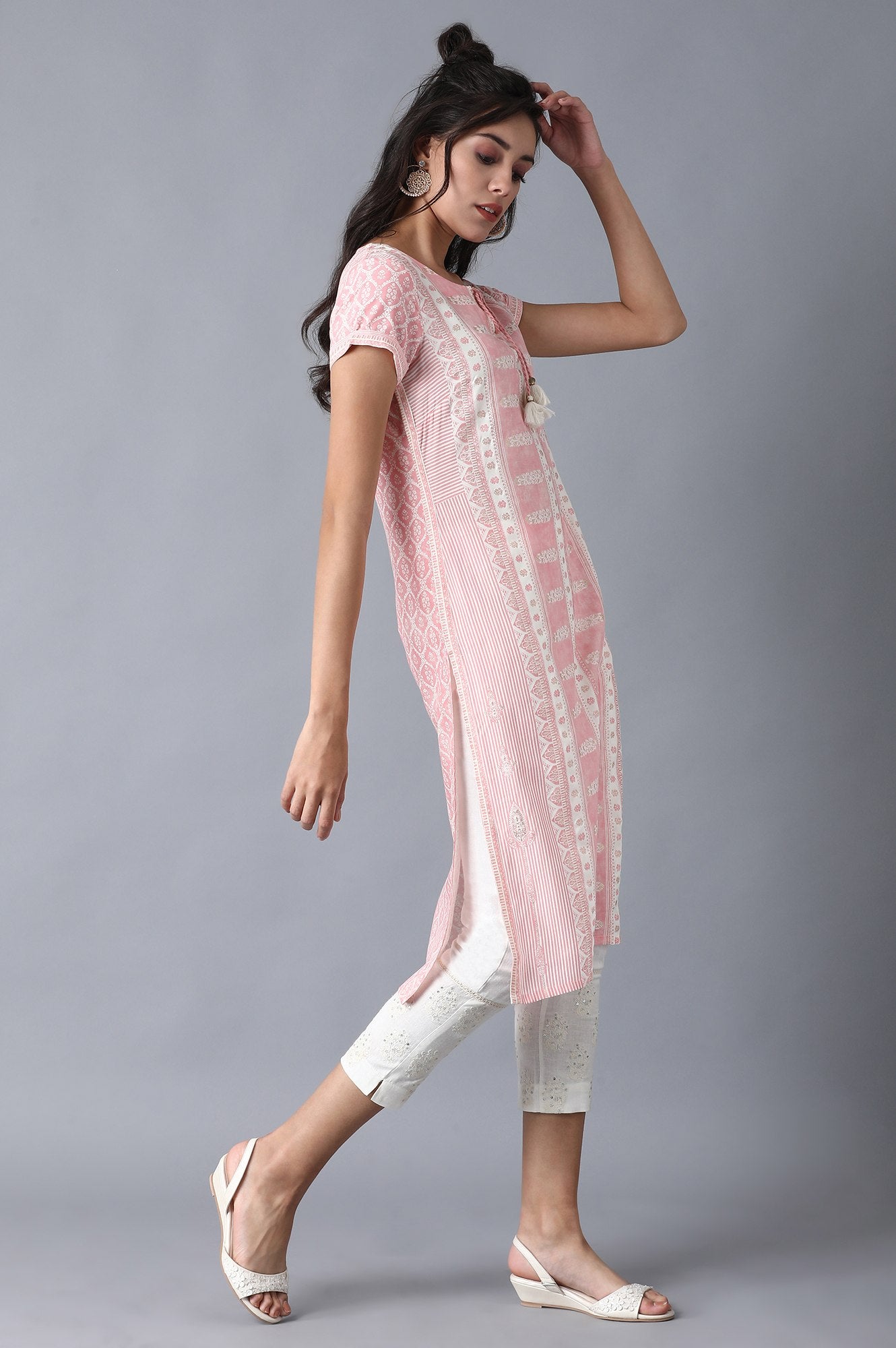 Pink Round Neck Printed Livaeco kurta