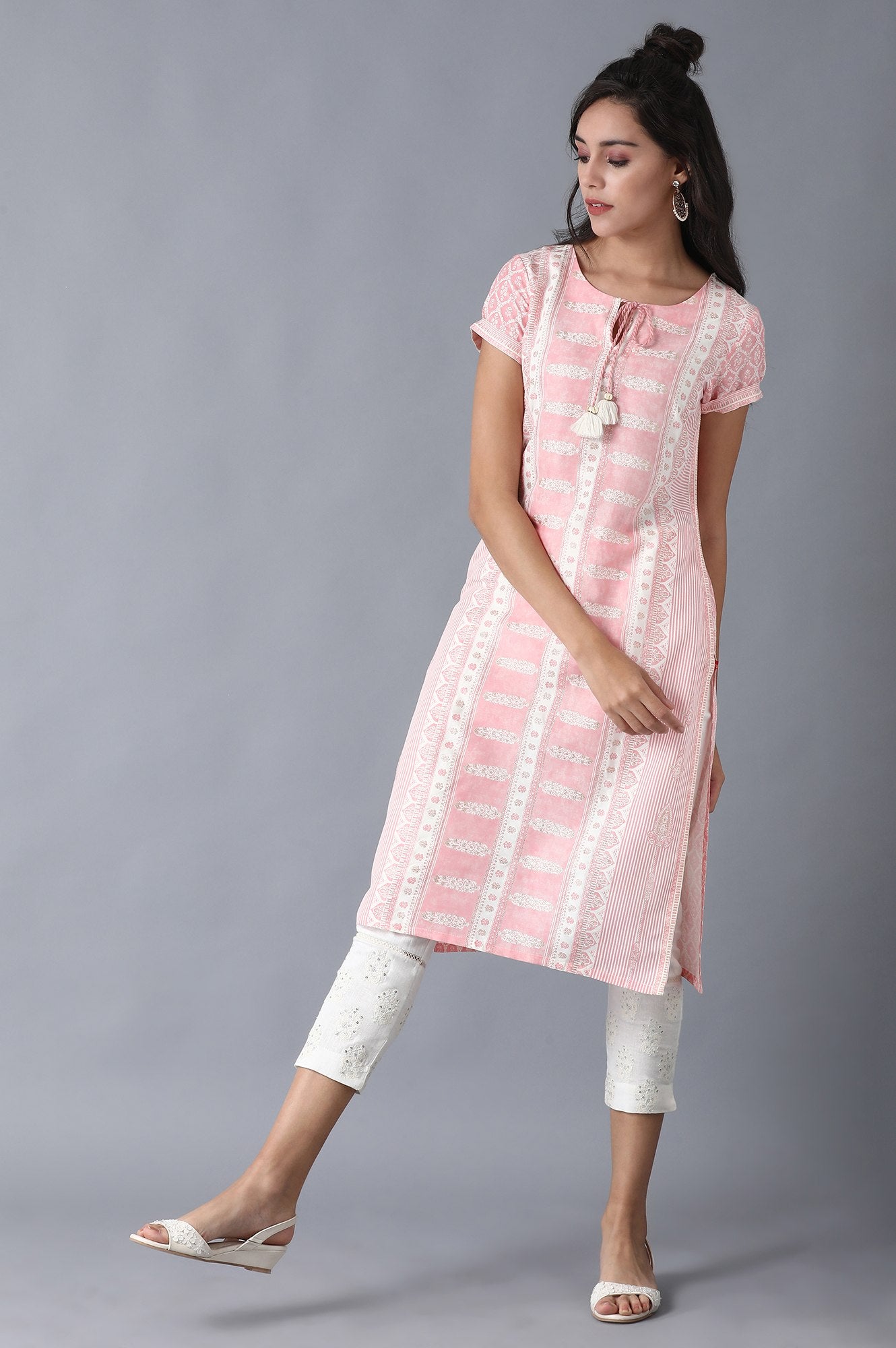 Pink Round Neck Printed Livaeco kurta