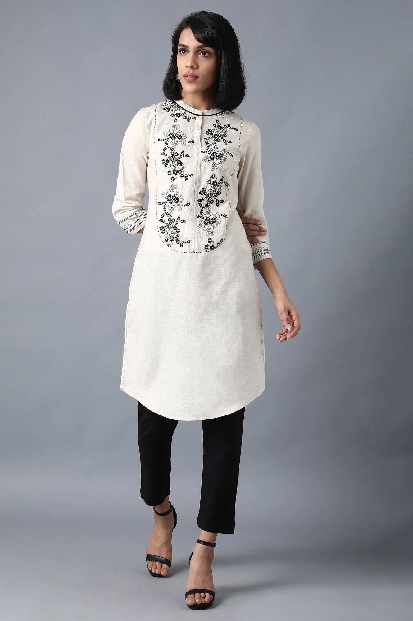 Ecru Mandarin Neck Embroidered kurta