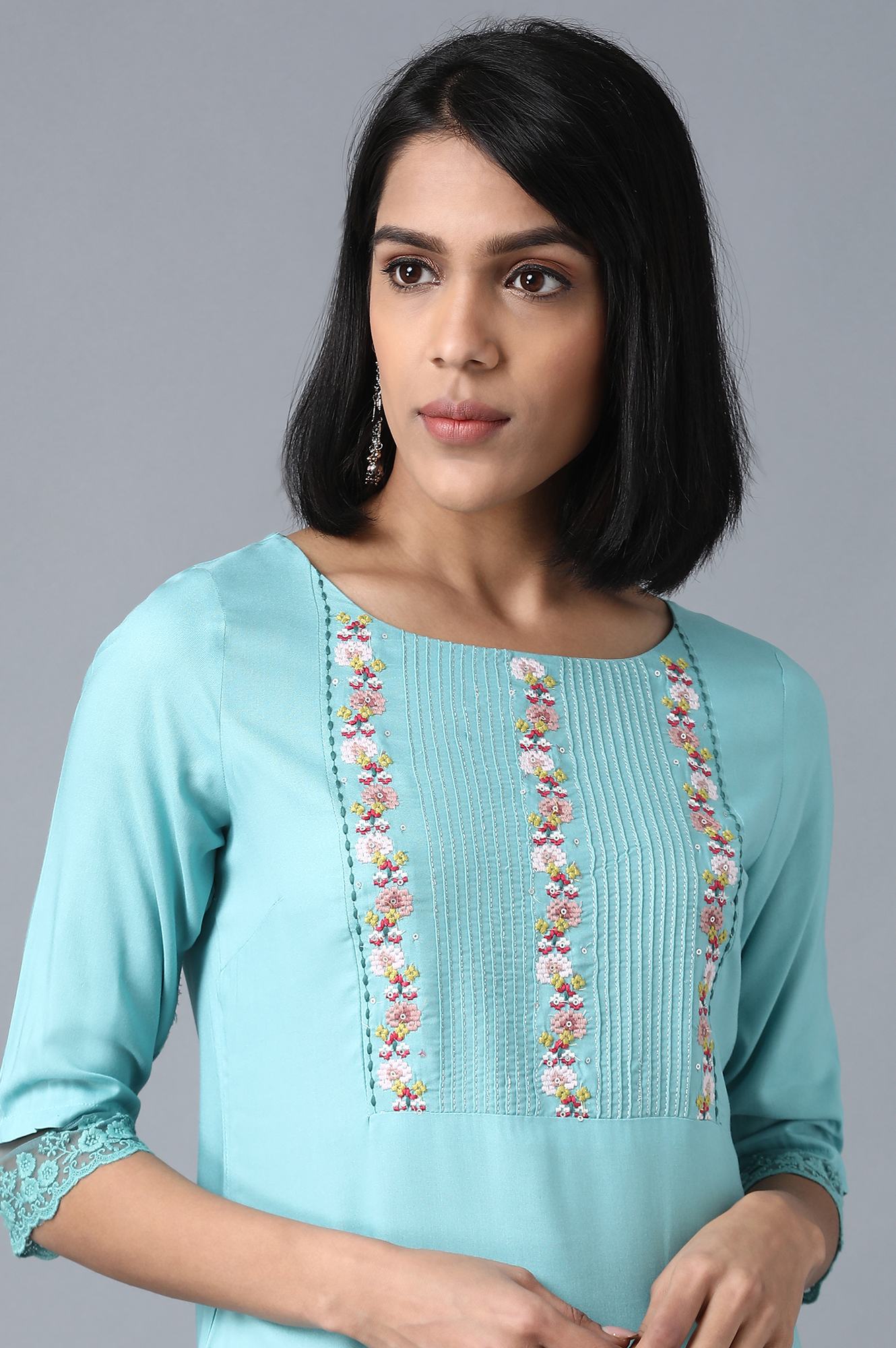 Light Blue Round Neck Embroidered kurta