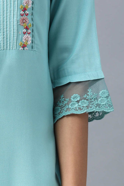 Light Blue Round Neck Embroidered kurta