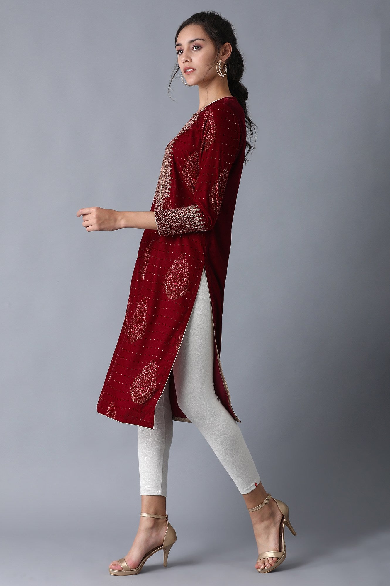 Maroon Stripe Print Straight kurta with Embroidery