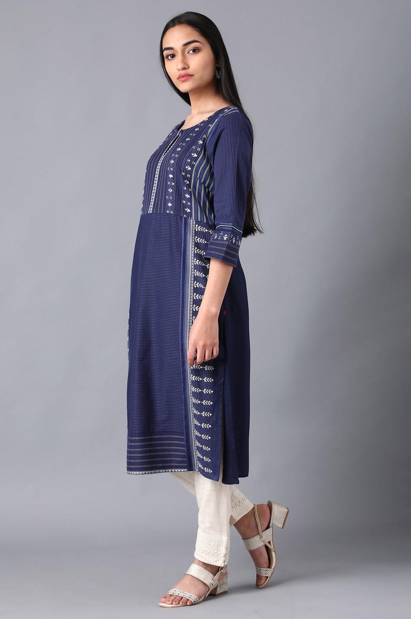 Blue Boat Neck Printed kurta