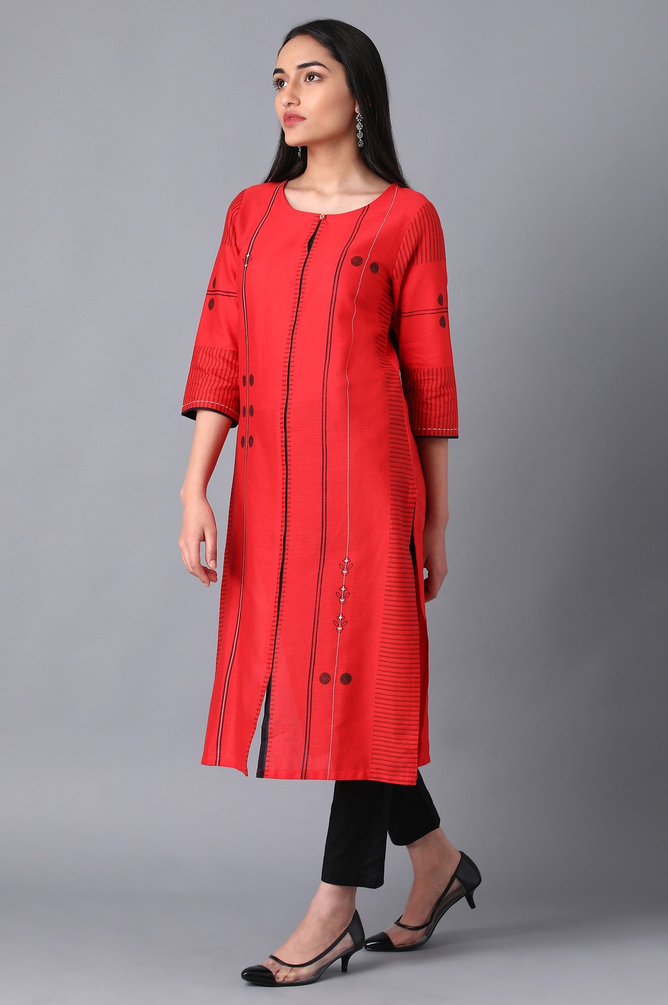 Red Geometric Print Straight kurta in Boat Neck