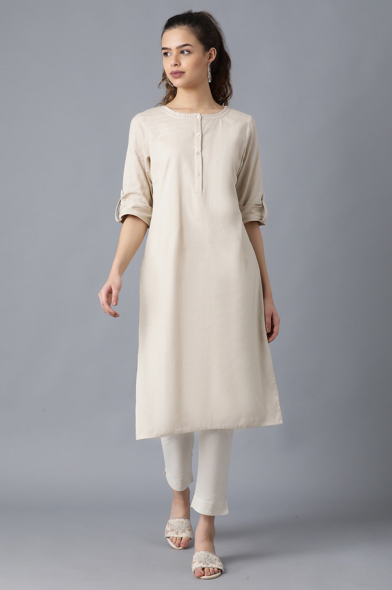 Beige Round Neck Solid kurta